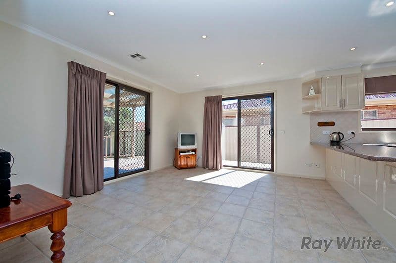 20 Parkview Crescent, JERRABOMBERRA NSW 2619, Jerrabomberra - Thumbnail 7