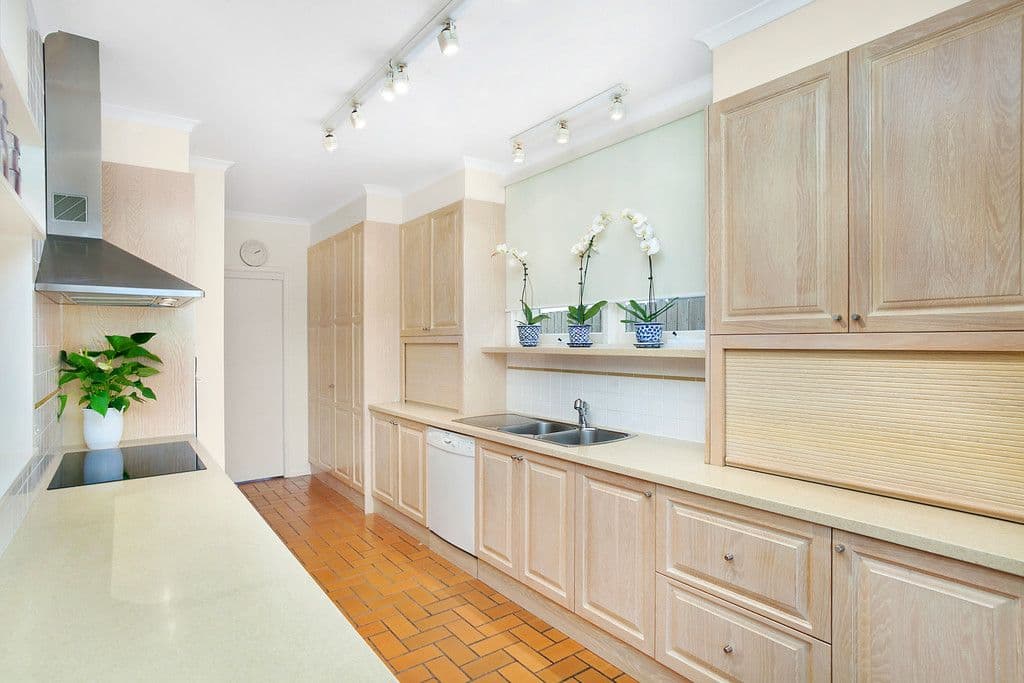 9 Faraday Avenue, Rose Bay - Thumbnail 4