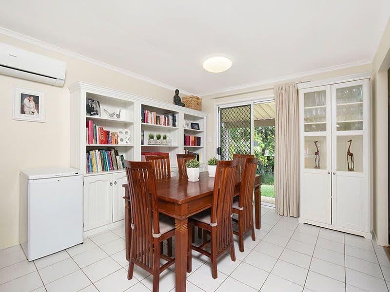 16 Hinchcliffe Street, Tanah Merah QLD 4128, Tanah Merah - Thumbnail 5