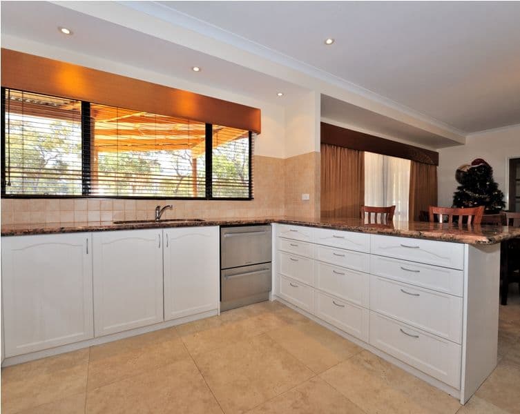 66 Sandalford Drive, CHITTERING WA 6084, Chittering - Thumbnail 8