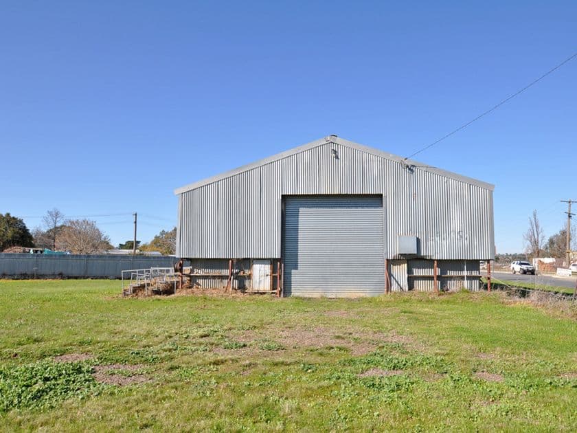 76 Regent Street, Junee NSW 2663, Junee - Thumbnail 3