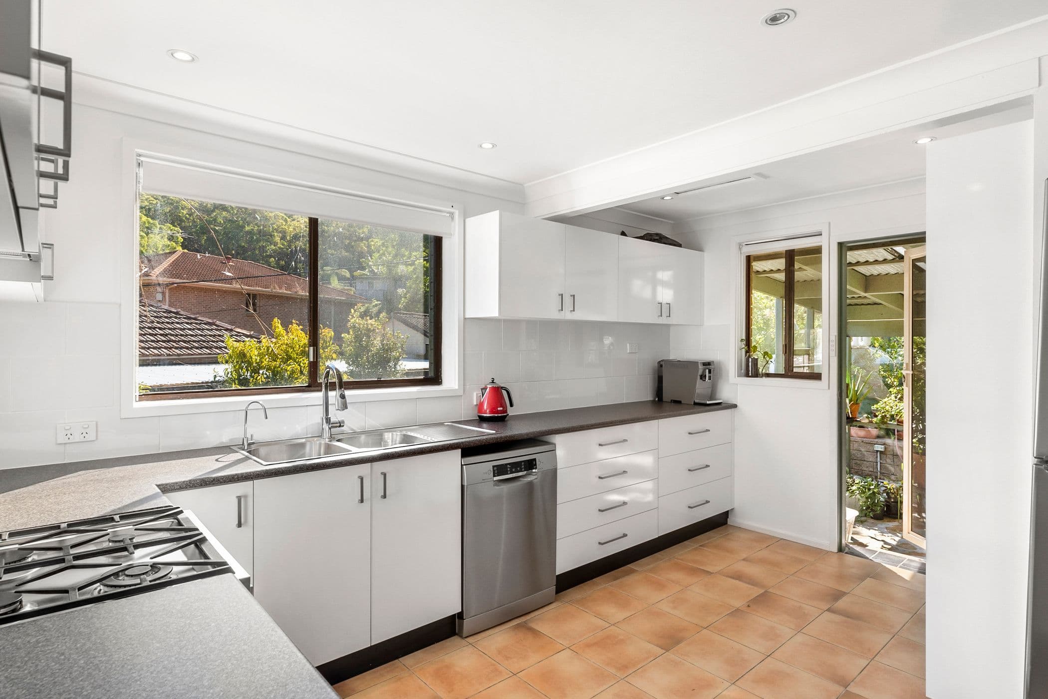 15A The Crescent, Woronora NSW 2232, Woronora - Thumbnail 5