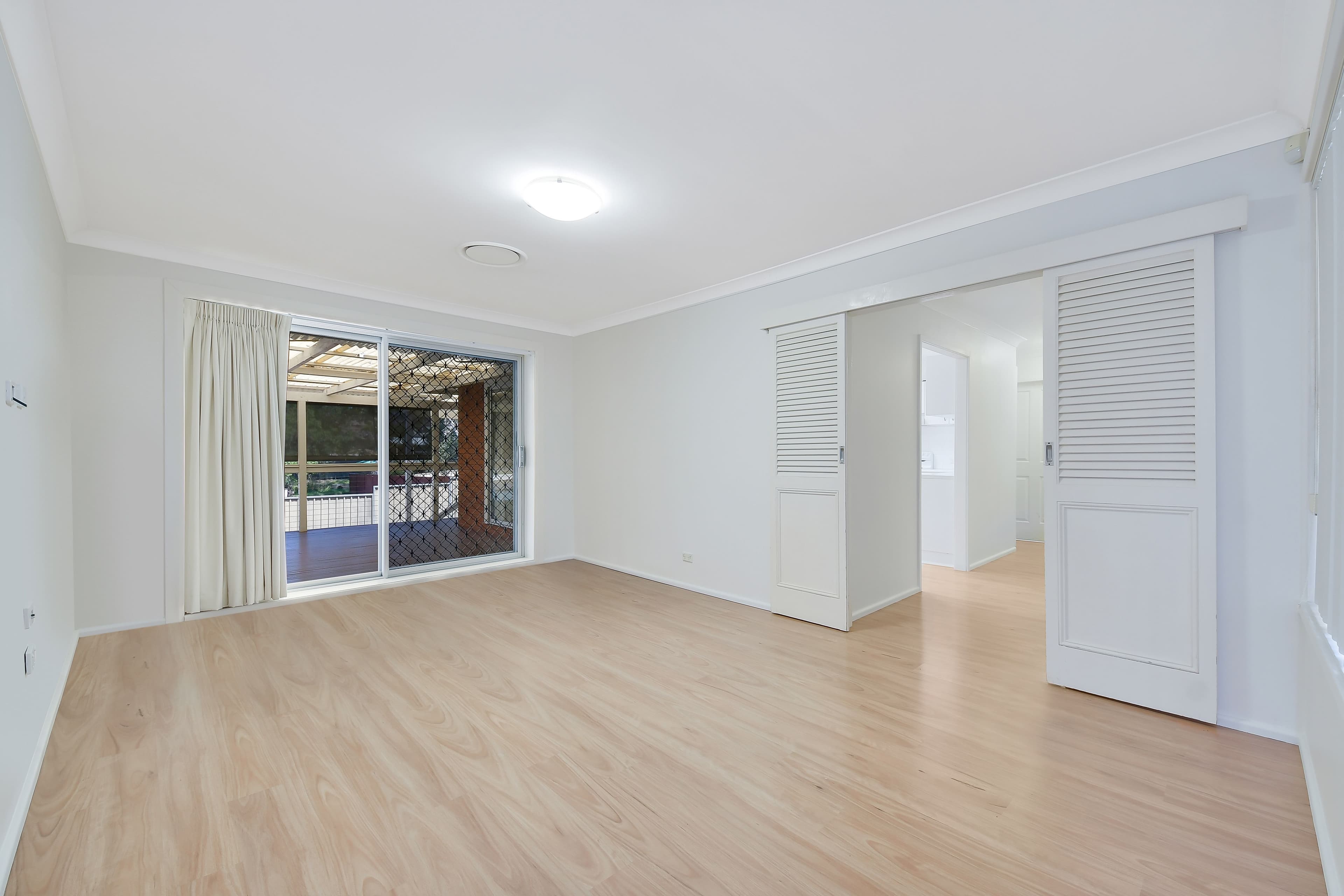 88 Macquarie Avenue, Campbelltown - Thumbnail 2
