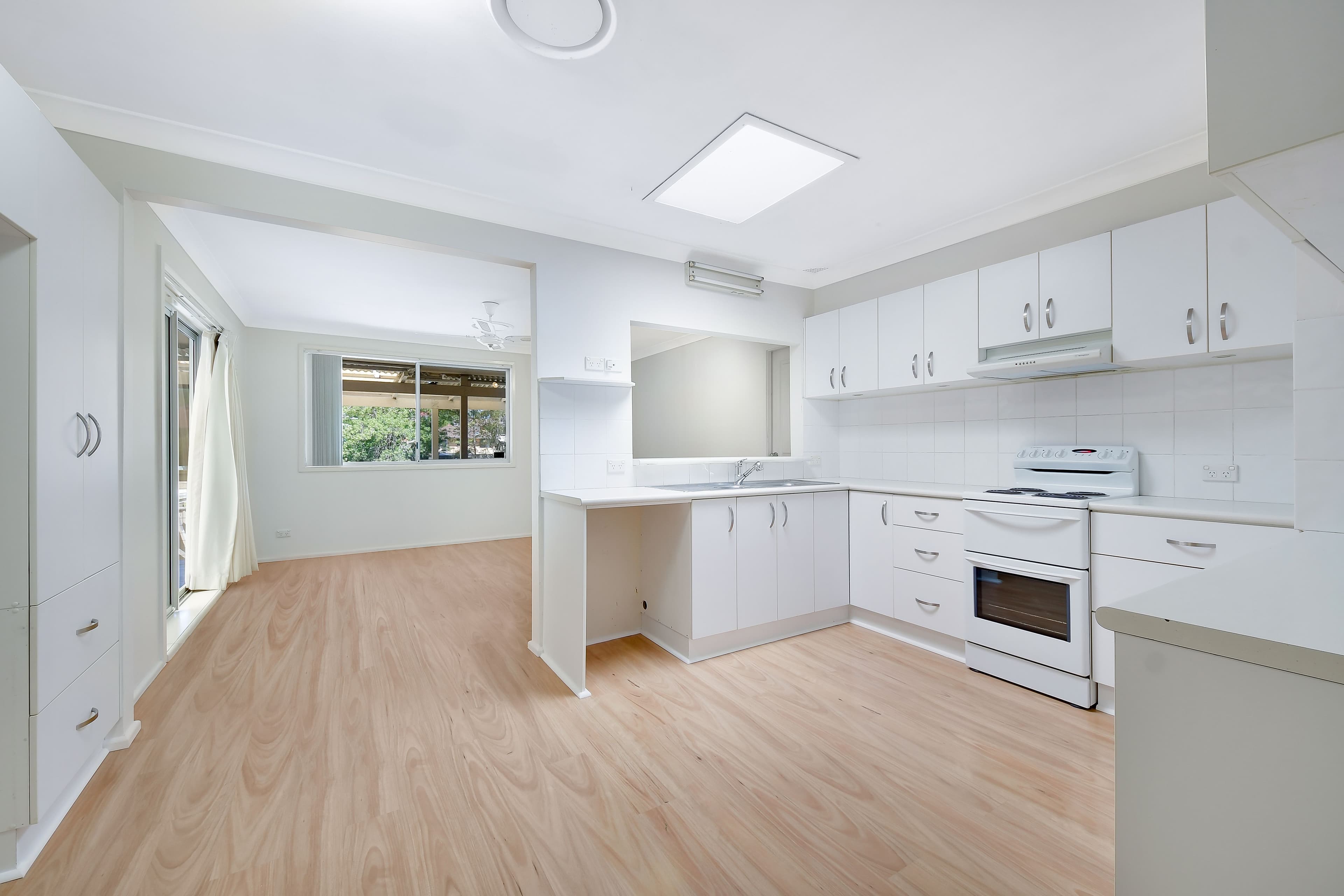 88 Macquarie Avenue, Campbelltown - Thumbnail 4