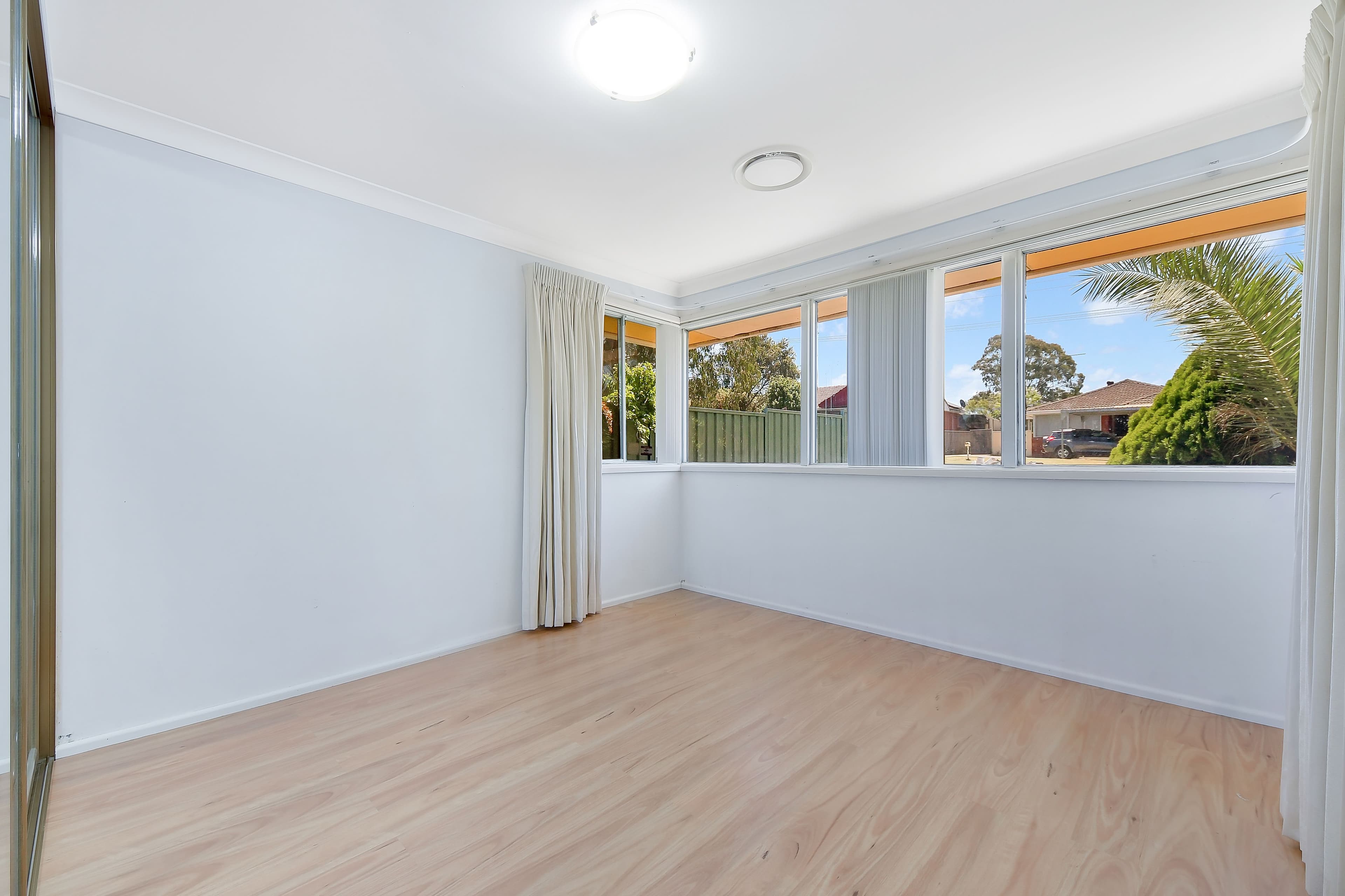 88 Macquarie Avenue, Campbelltown - Thumbnail 7