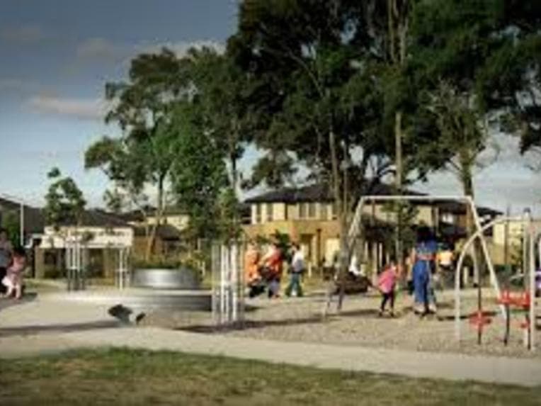 23 Keshava Grove, Dandenong, Dandenong - Thumbnail 4