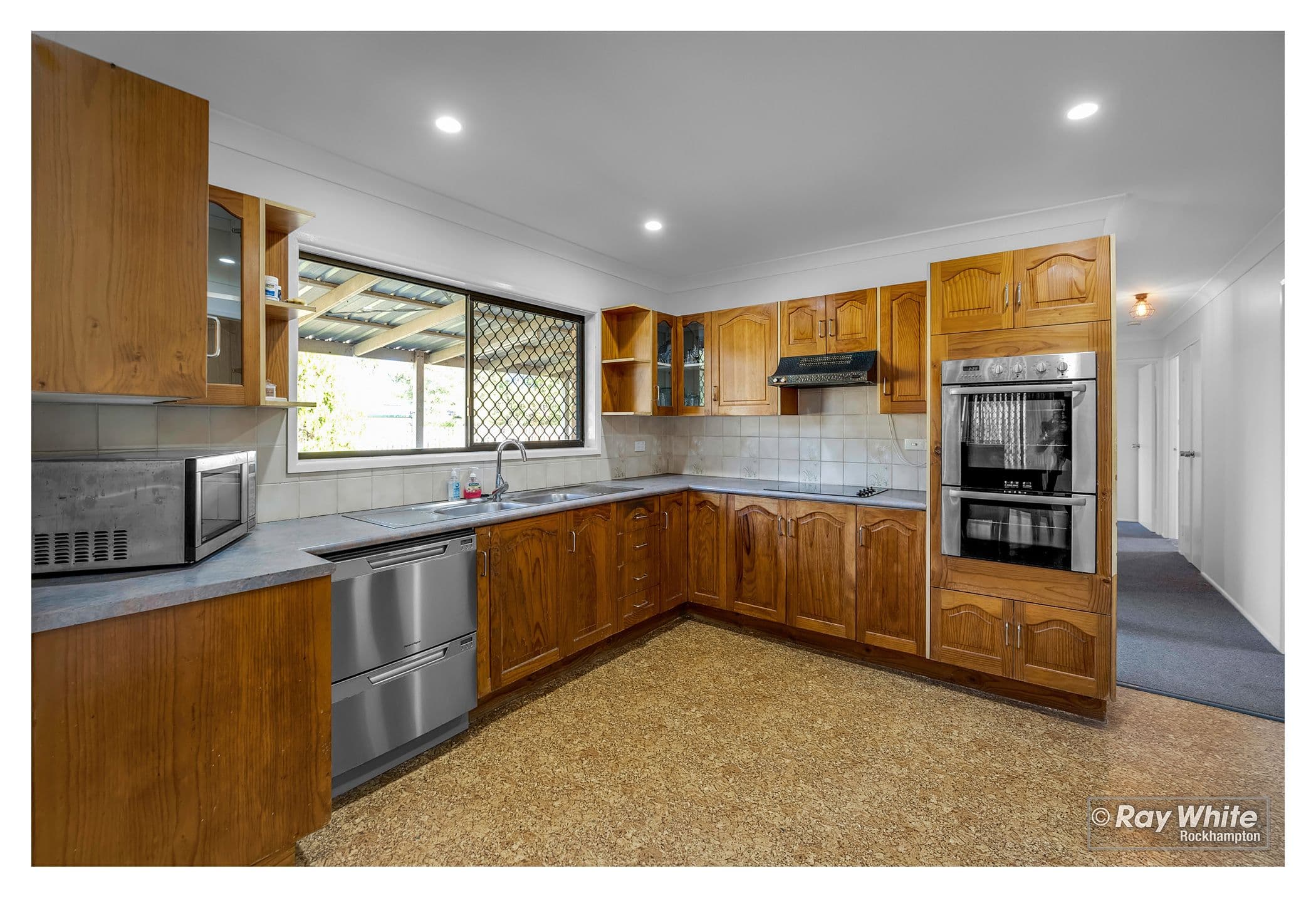 6 Rutherford Street, Kawana QLD 4701, Kawana - Thumbnail 3