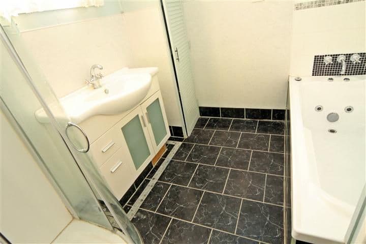 15 Wyley Street, DALBY QLD 4405, Dalby - Thumbnail 4