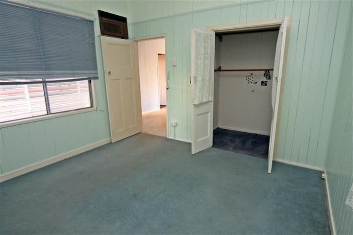 15 Wyley Street, DALBY QLD 4405, Dalby - Thumbnail 5