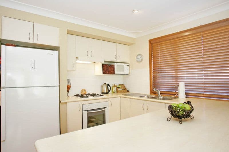 25 Sierra Avenue, BATEAU BAY NSW 2261, Bateau Bay - Thumbnail 4