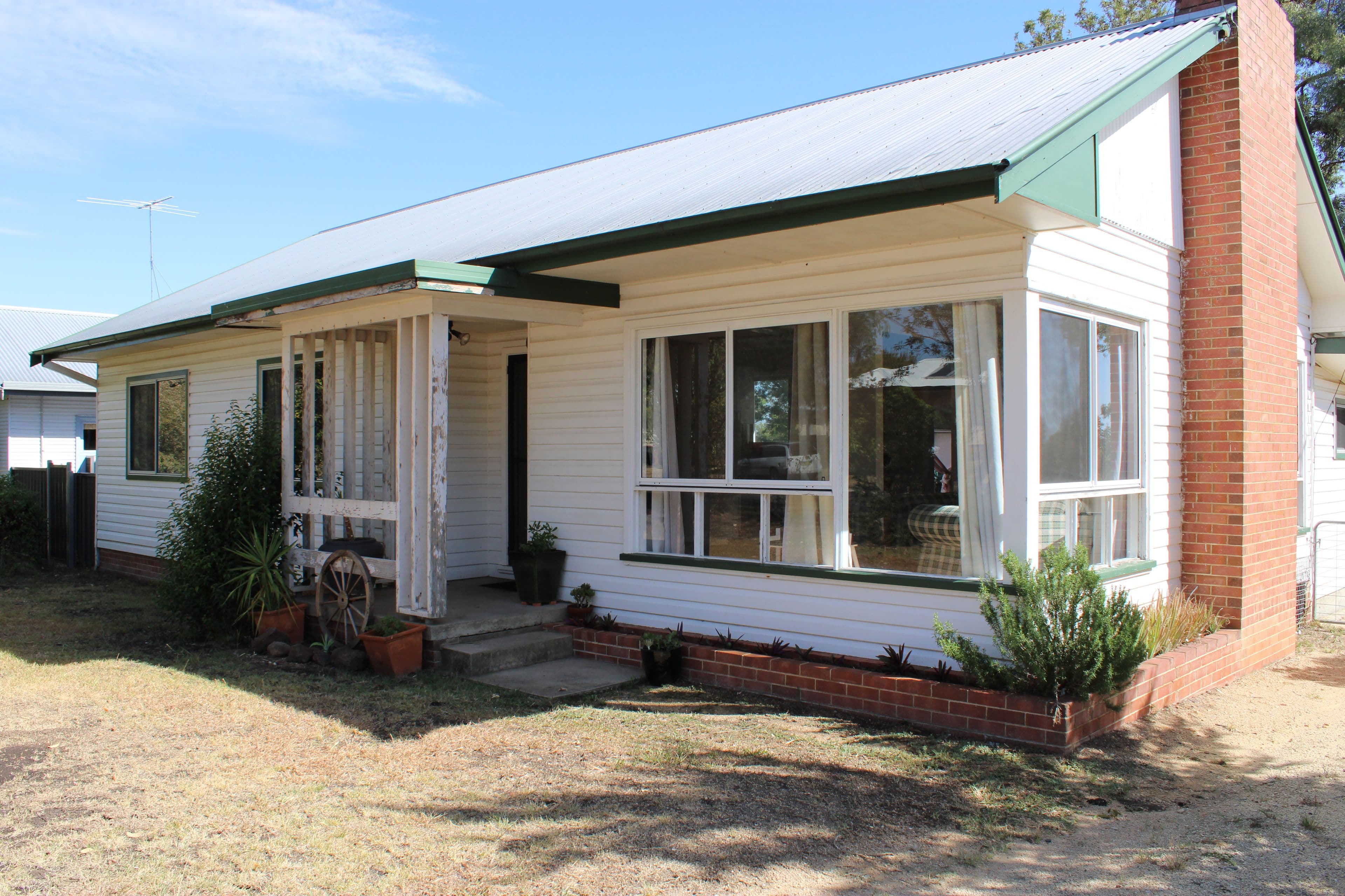 33 Gilchrist Street, Inverell NSW 2360, Inverell - Thumbnail 2
