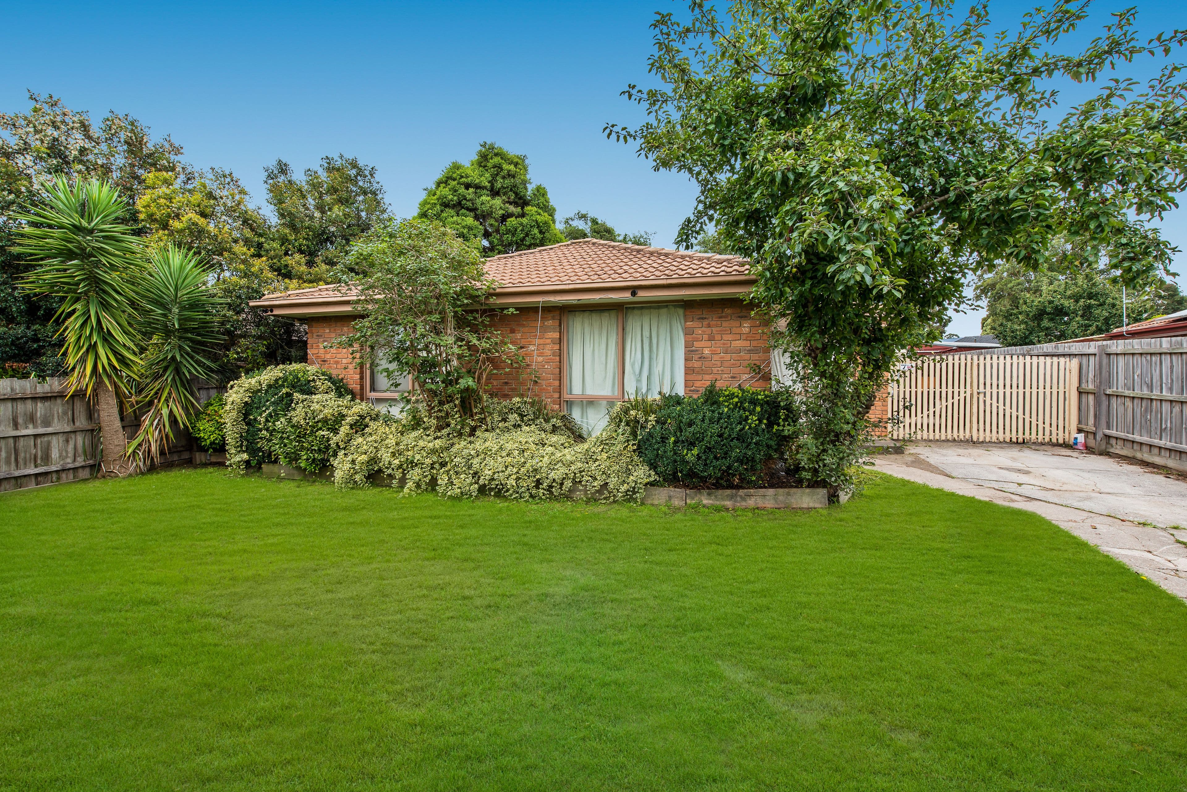 10 Smethurst Avenue, Pakenham VIC 3810, Pakenham - Image 1