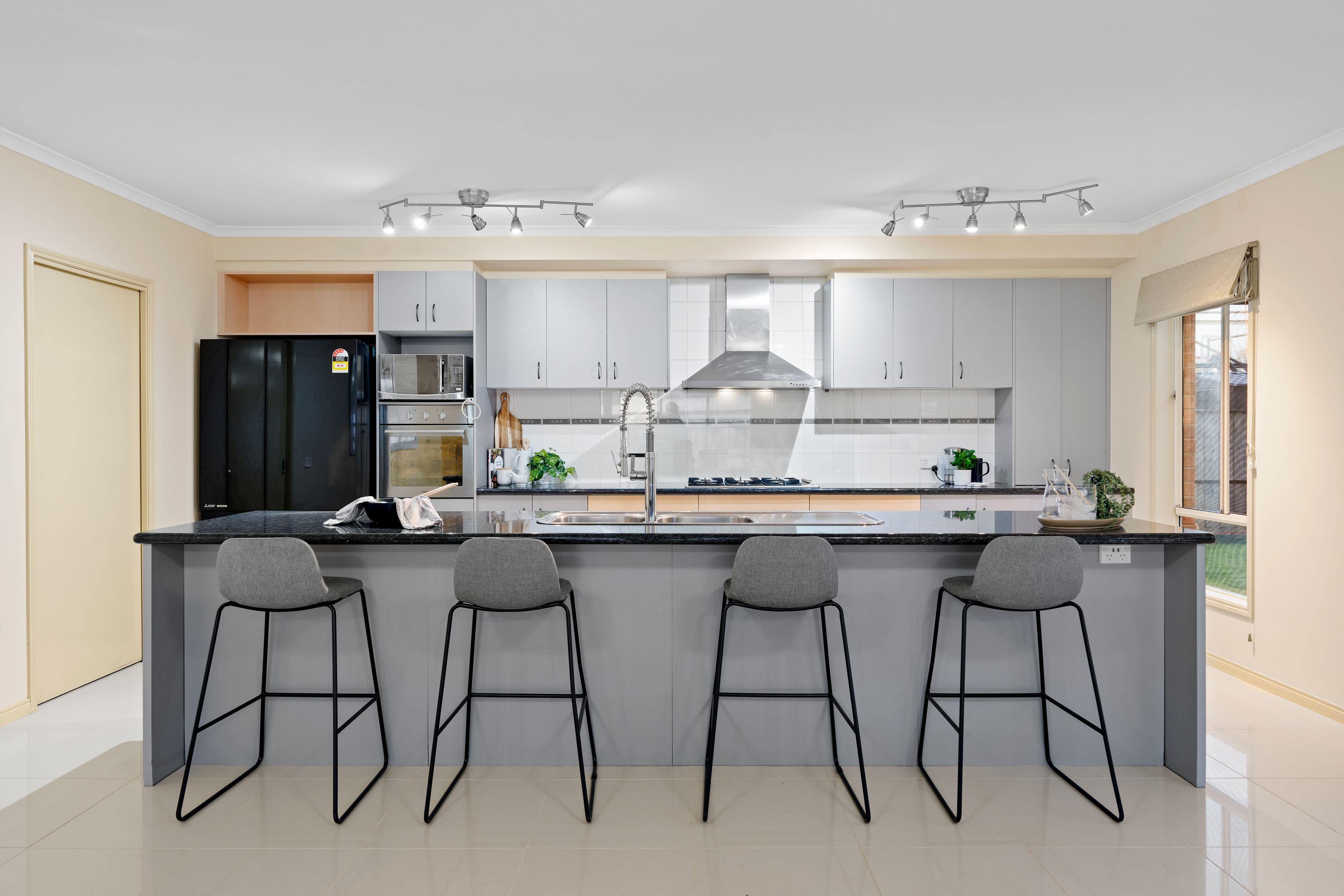 6 Paringa Drive, Ferntree Gully VIC 3156, Ferntree Gully - Thumbnail 4