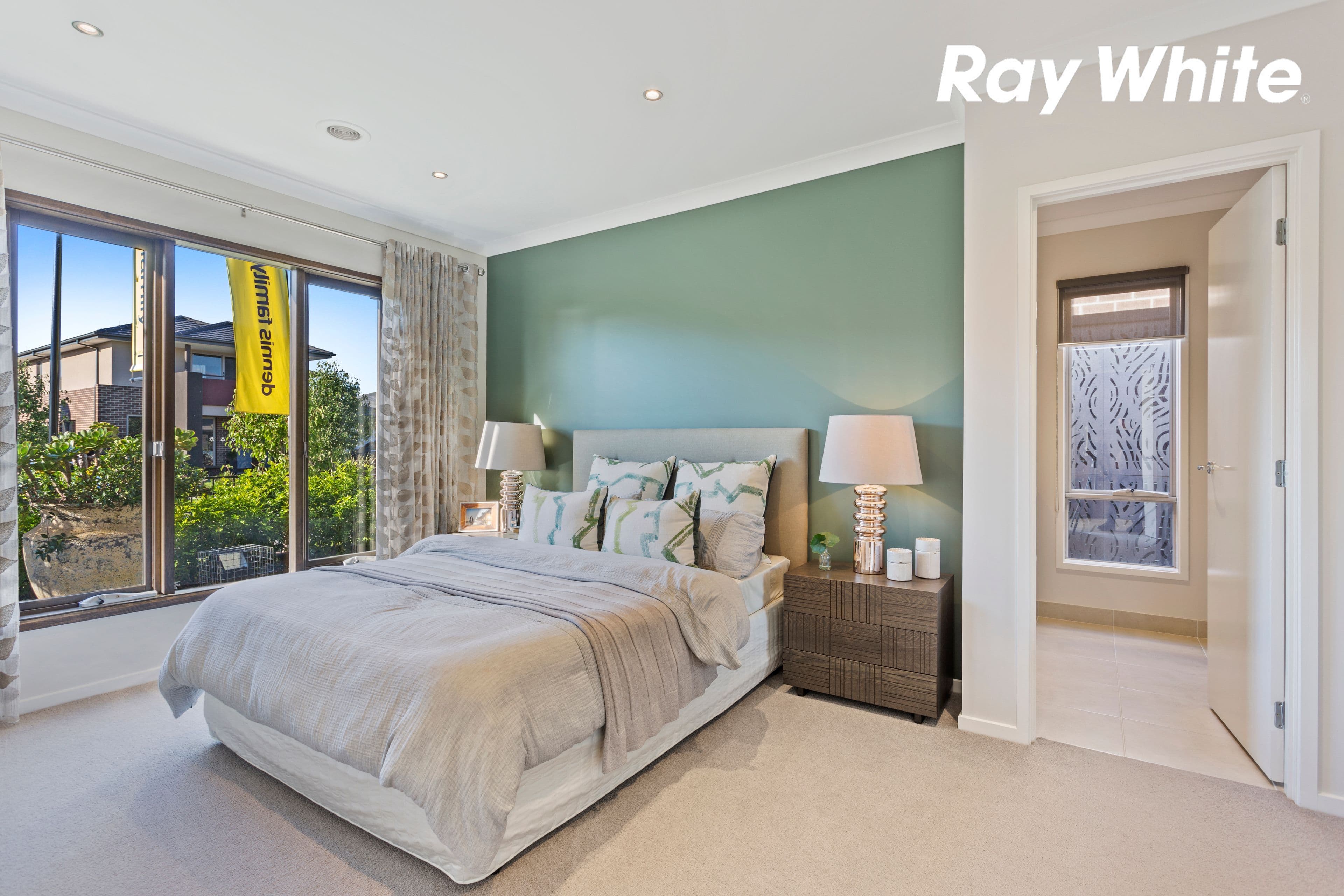 19 Penshurst Crescent, Officer VIC 3809, Officer - Thumbnail 3