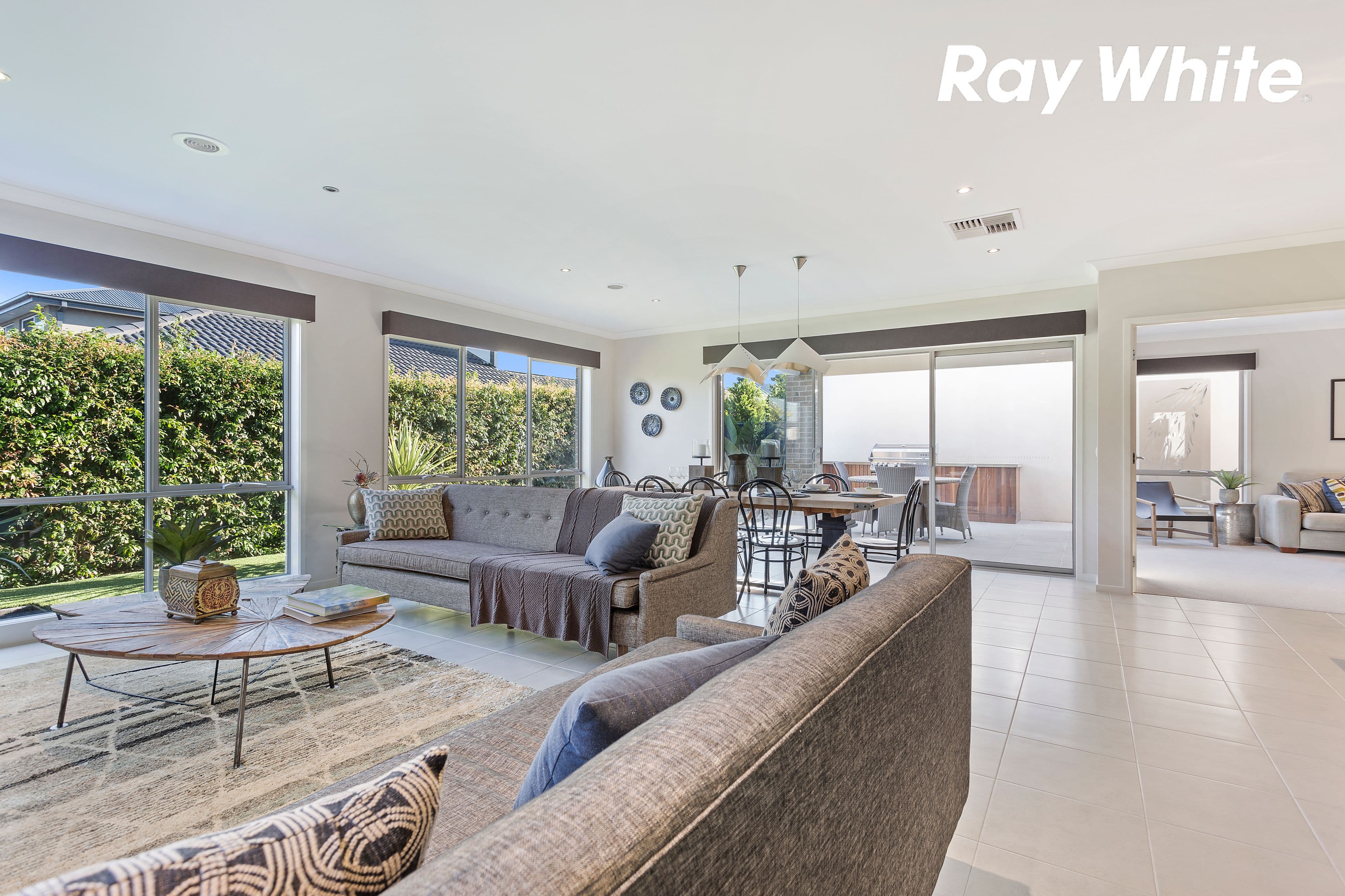 19 Penshurst Crescent, Officer VIC 3809, Officer - Thumbnail 6