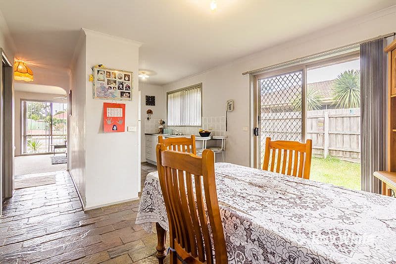 135 Monahans Road, Cranbourne West VIC 3977, Cranbourne West - Thumbnail 6