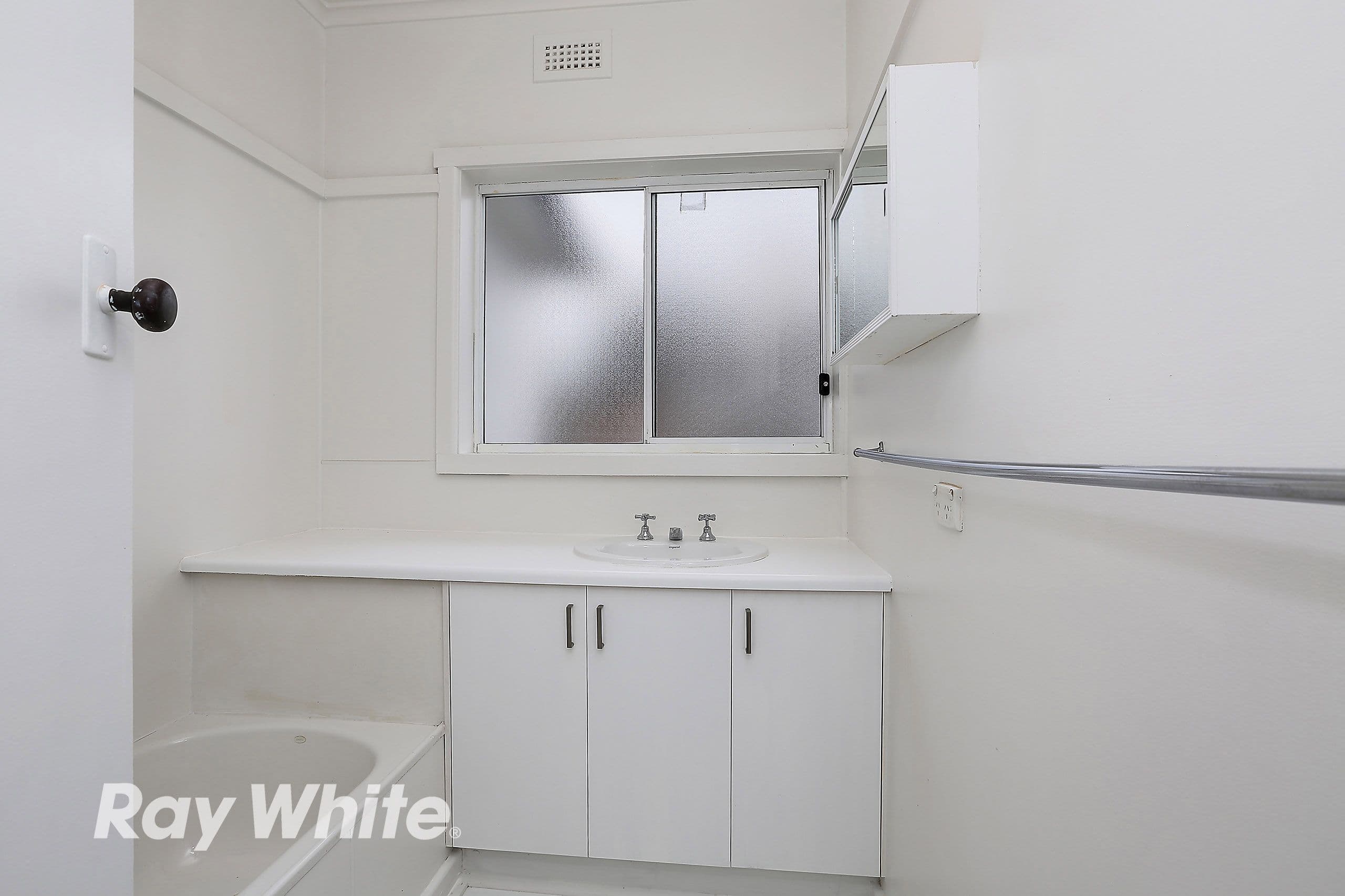 20 Tennyson Street, Norlane VIC 3214, Norlane - Thumbnail 4