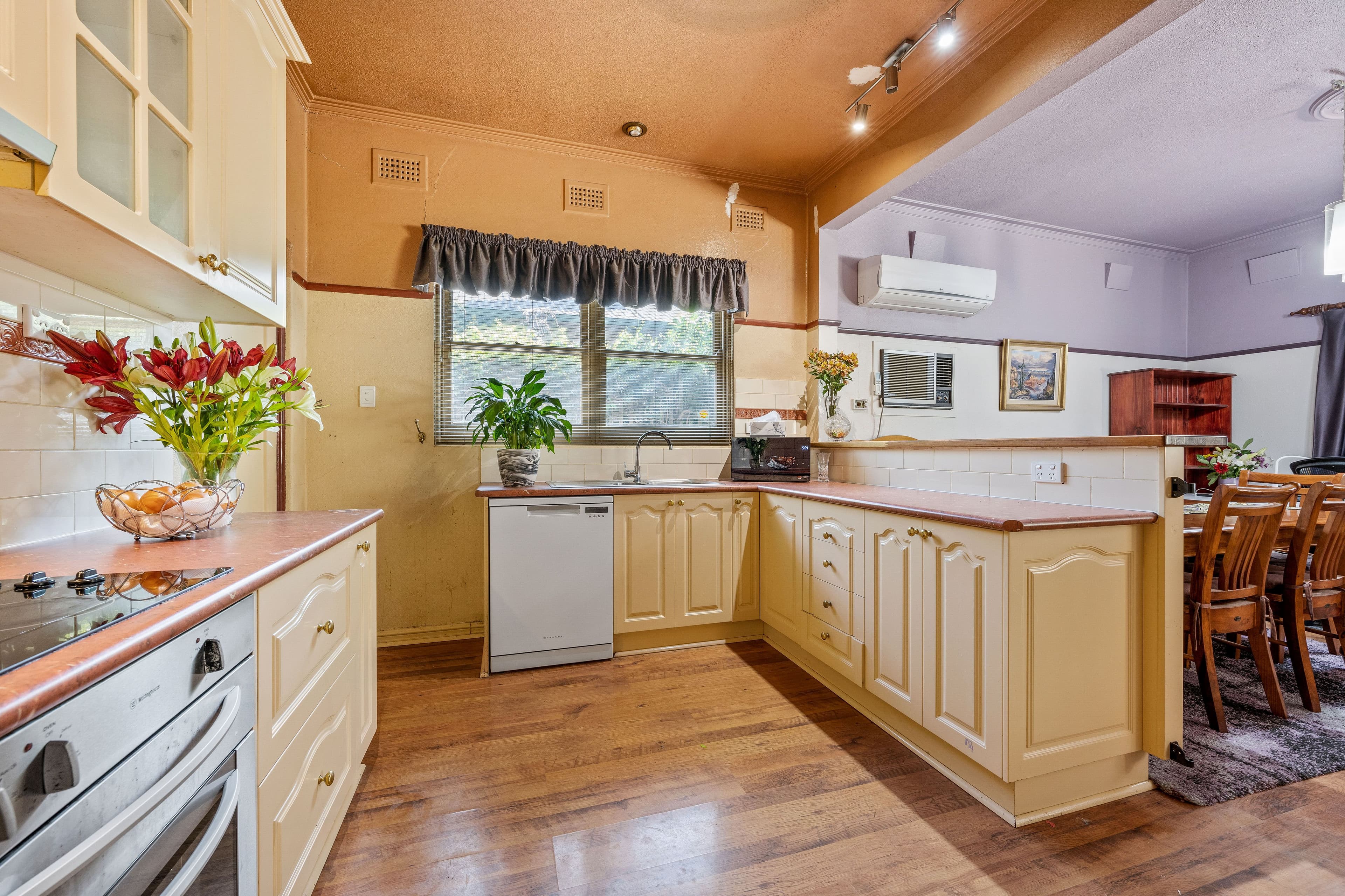 735 Vine Street, Albury NSW 2640, Albury - Thumbnail 4
