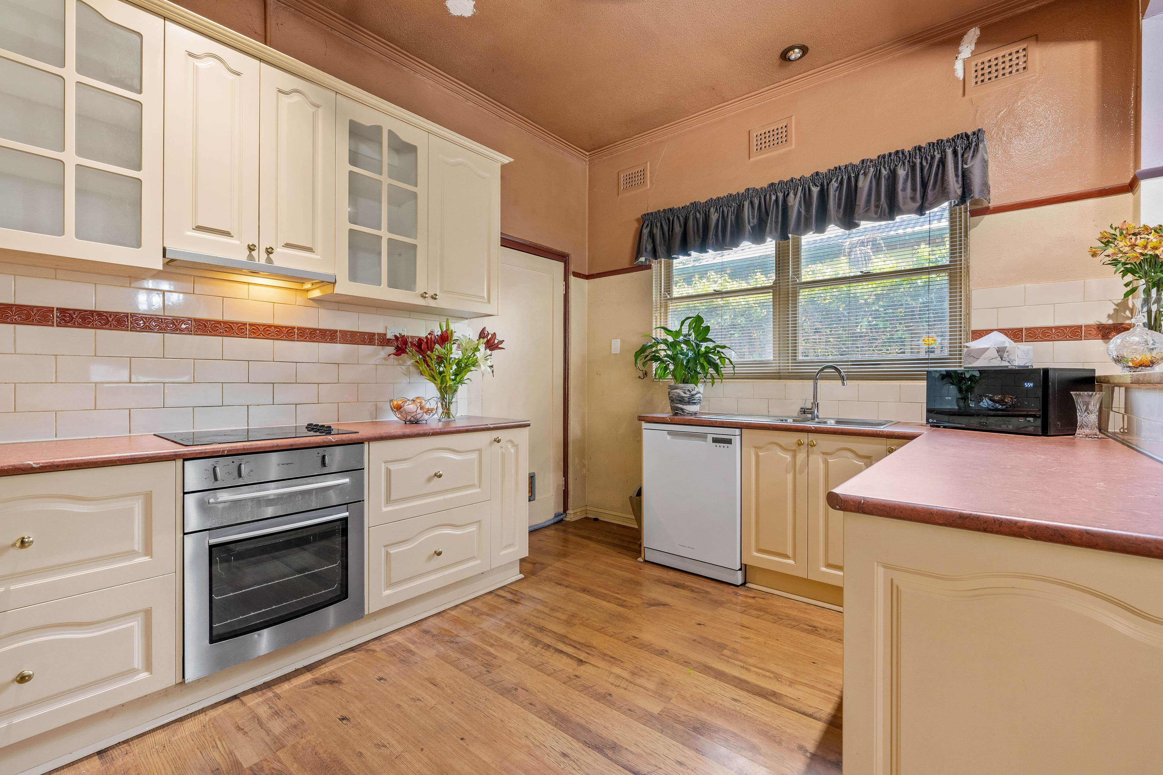 735 Vine Street, Albury NSW 2640, Albury - Thumbnail 5