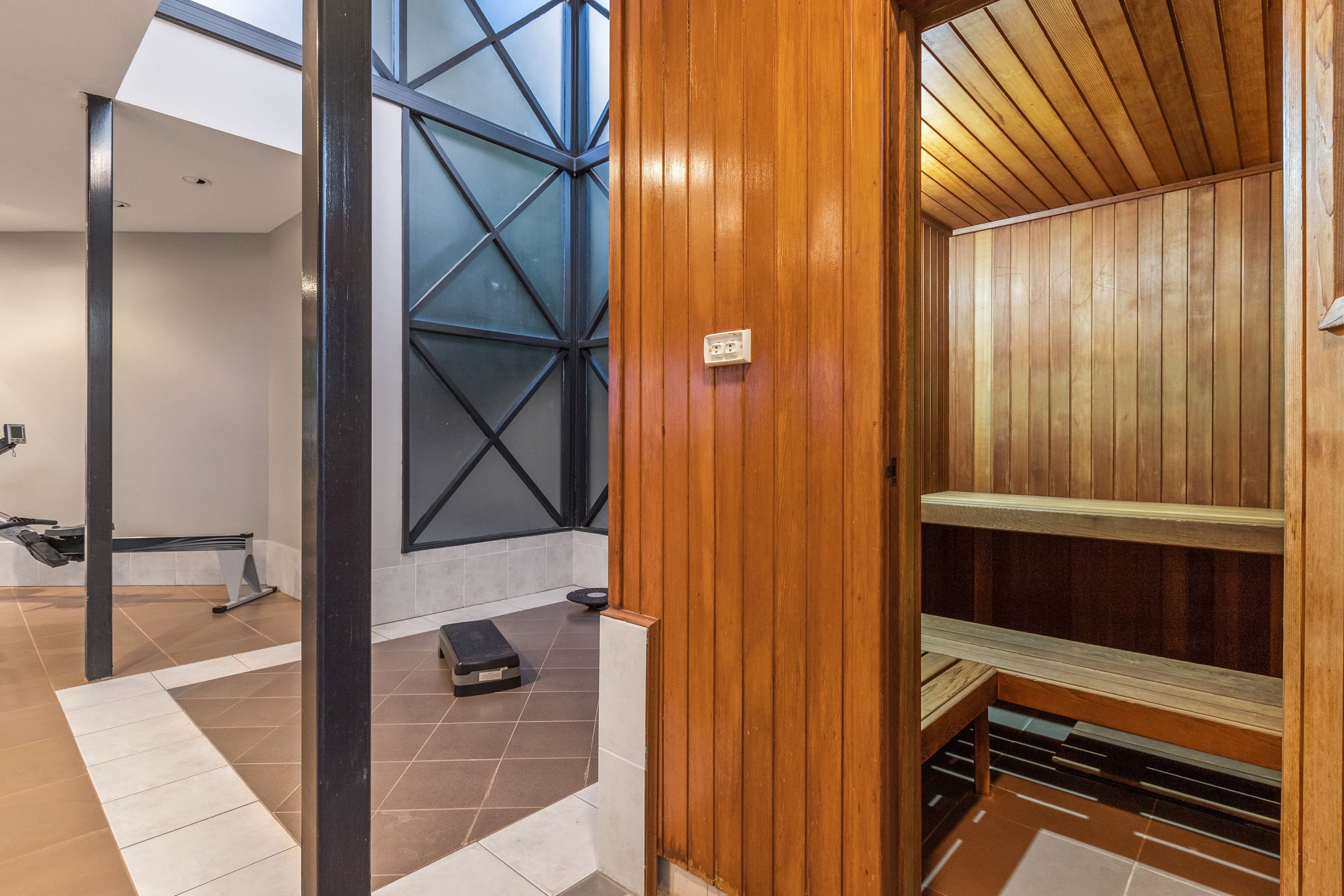 44 Ranelagh Crescent, South Perth WA 6151, South Perth - Thumbnail 4
