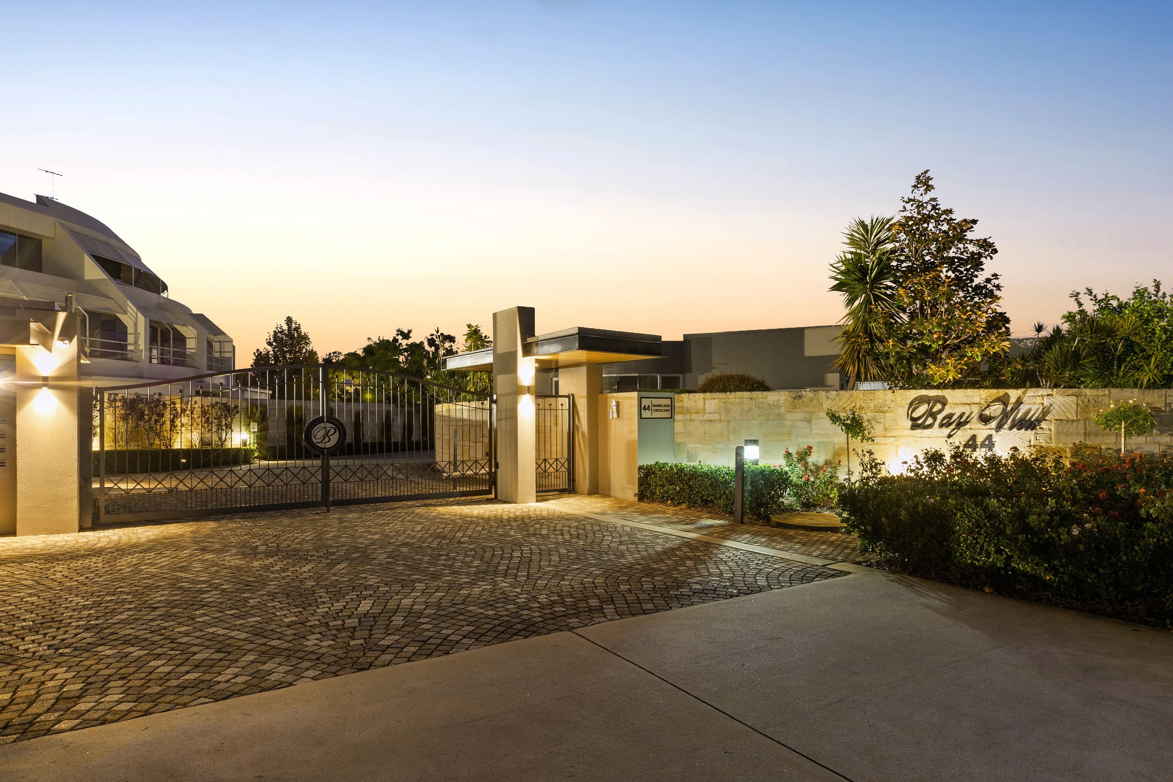 44 Ranelagh Crescent, South Perth WA 6151, South Perth - Thumbnail 5