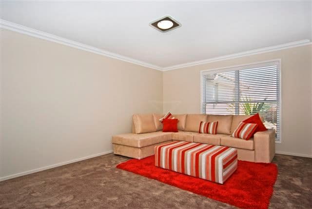 38  Saba Court, MIDDLE RIDGE QLD 4350, Middle Ridge - Thumbnail 5