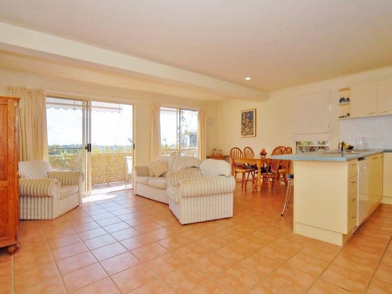 13 Advance Place, SUNRISE BEACH QLD 4567, Sunrise Beach - Thumbnail 3