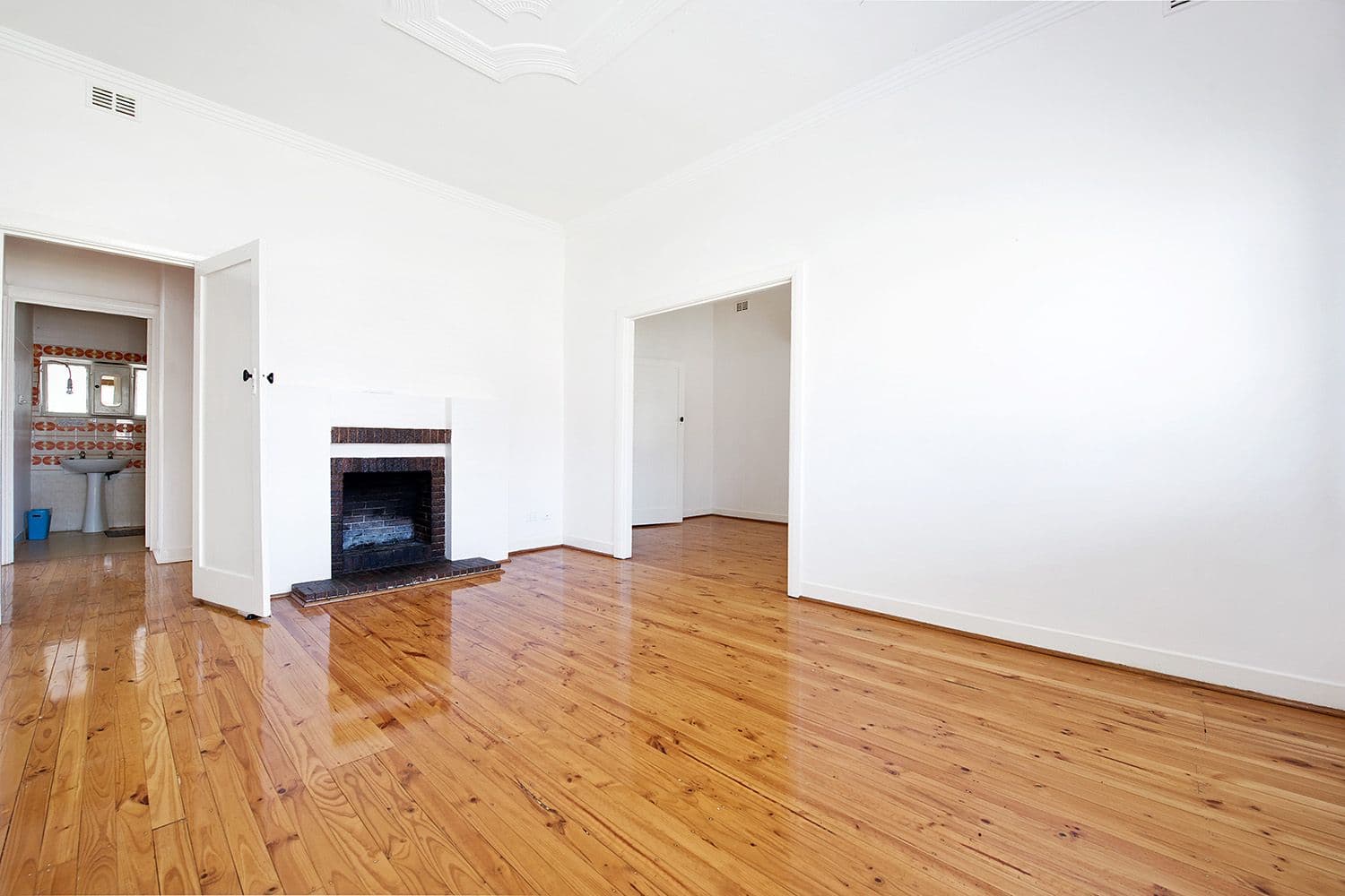 32 Nelson Avenue, Flinders Park SA 5025, Flinders Park - Thumbnail 2