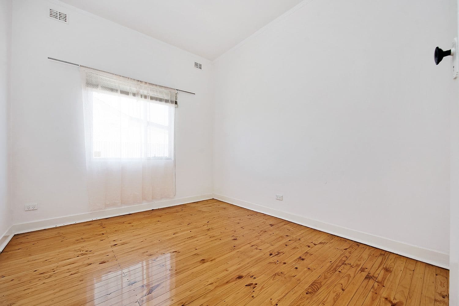 32 Nelson Avenue, Flinders Park SA 5025, Flinders Park - Thumbnail 7