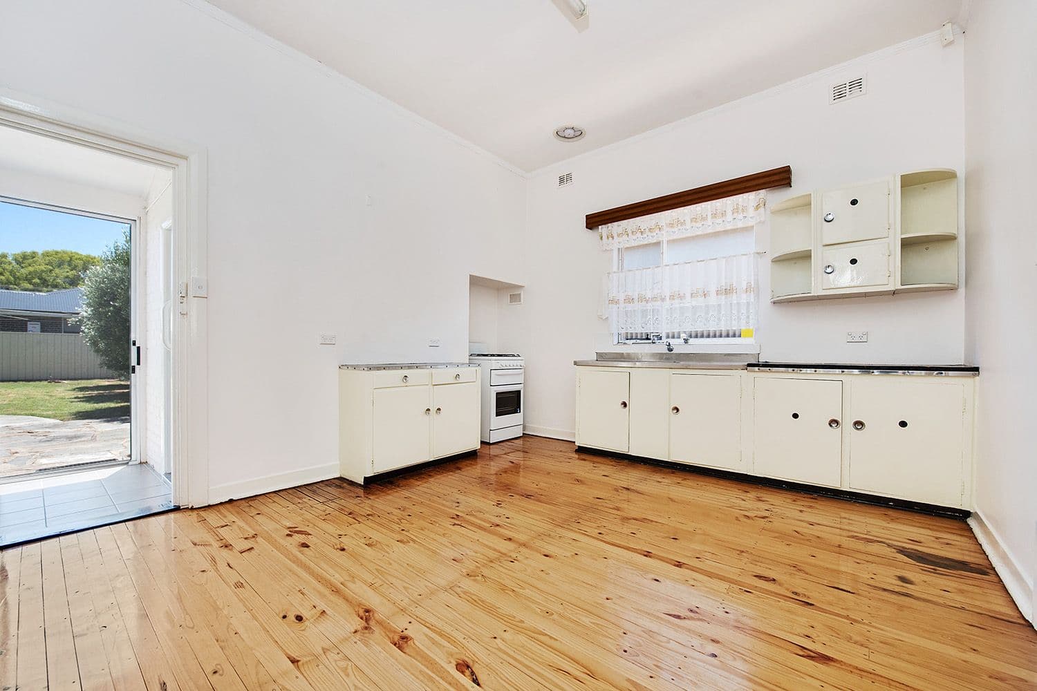 32 Nelson Avenue, Flinders Park SA 5025, Flinders Park - Thumbnail 8