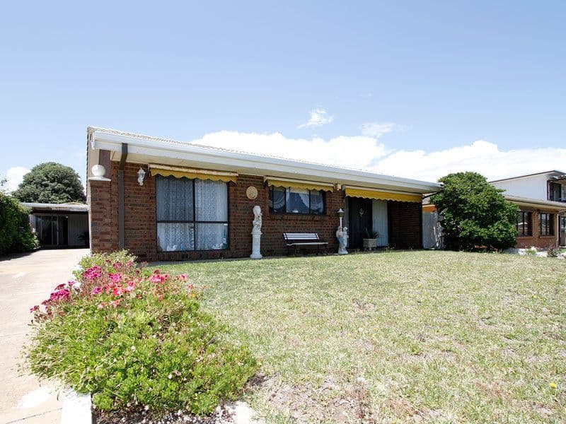 33 Esplanade, CHRISTIES BEACH SA 5165, Christies Beach - Image 1