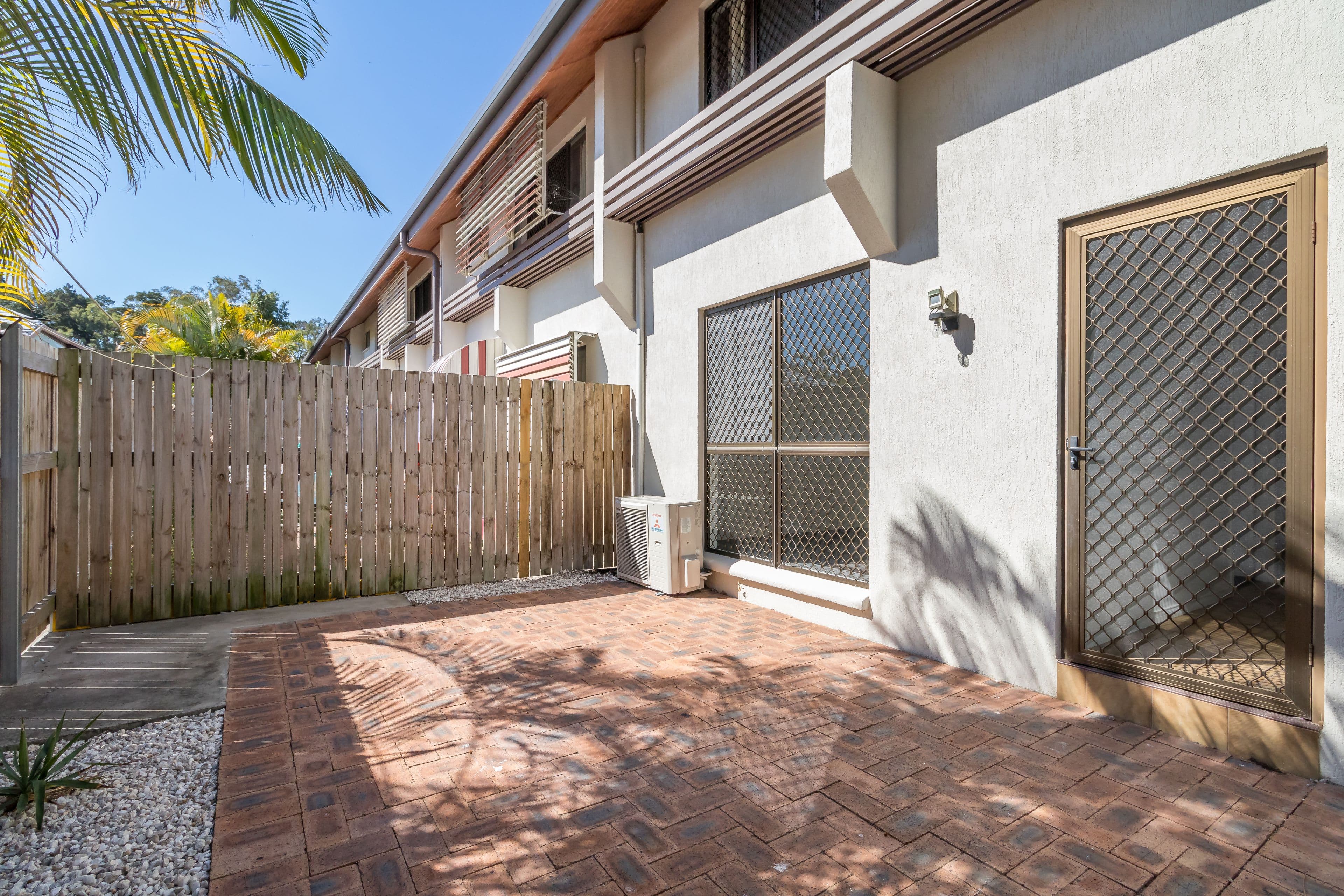 406 Esplanade, Torquay QLD 4655, Torquay - Thumbnail 3