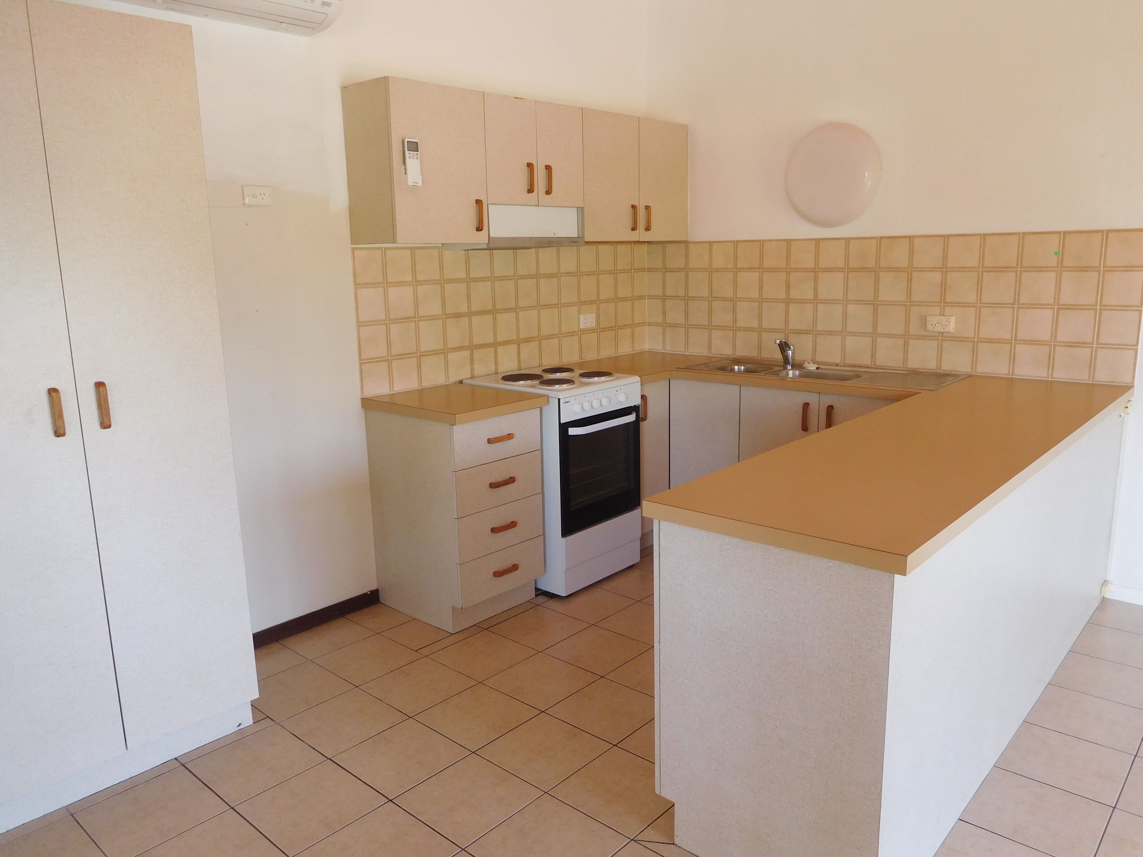 406 Esplanade, Torquay QLD 4655, Torquay - Thumbnail 6