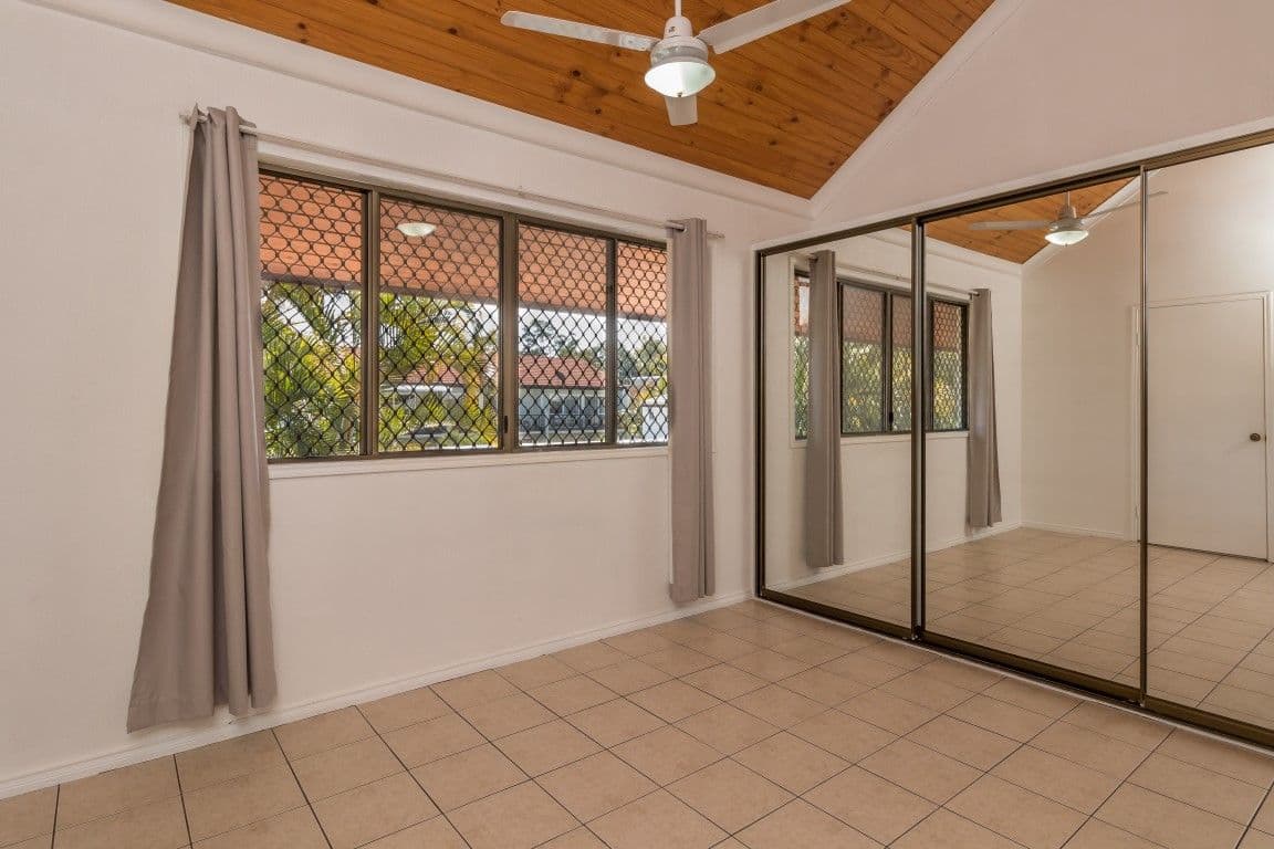 406 Esplanade, Torquay QLD 4655, Torquay - Thumbnail 8