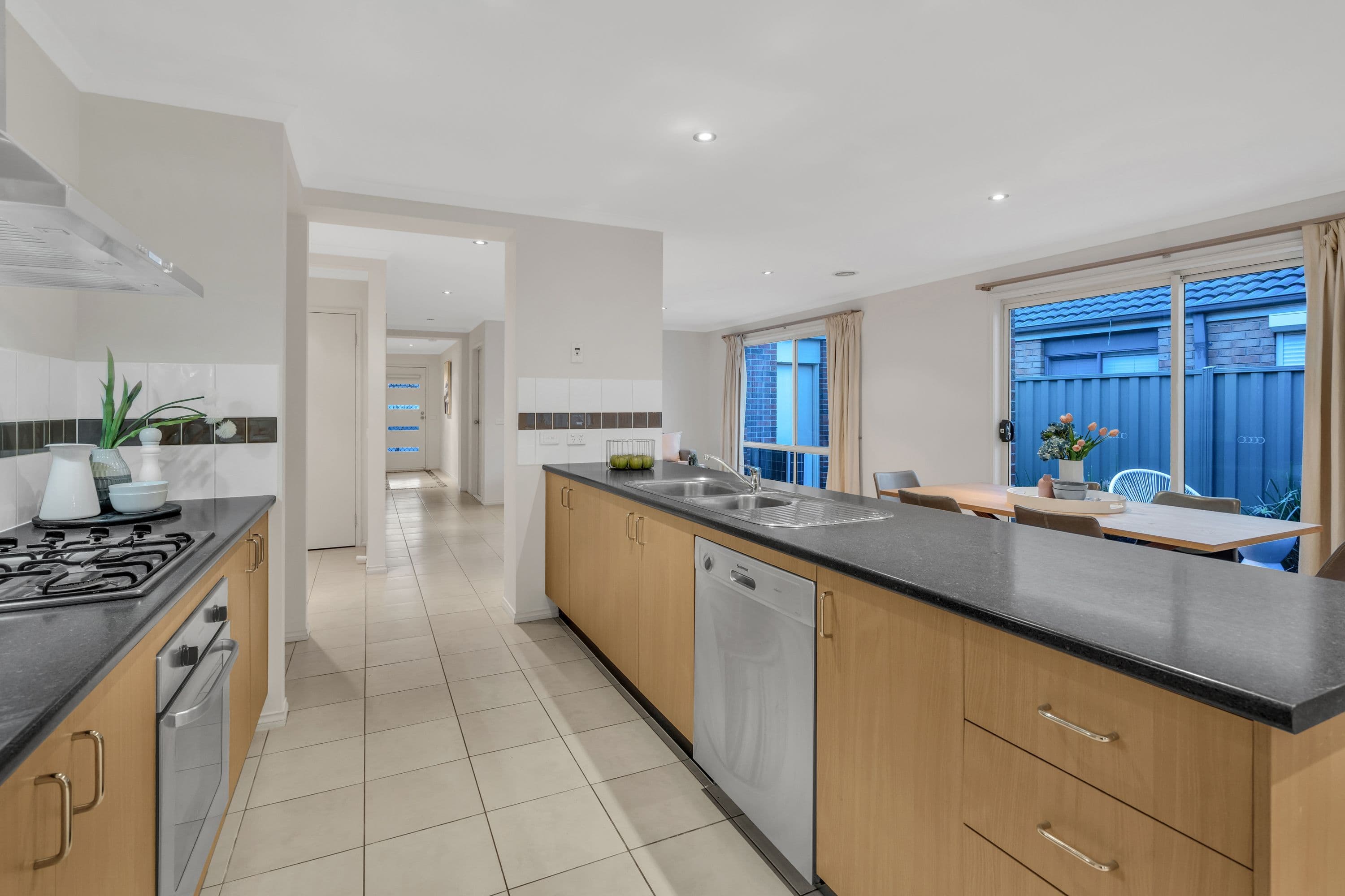 12 Hurlingham Way, Craigieburn VIC 3064, Craigieburn - Thumbnail 5