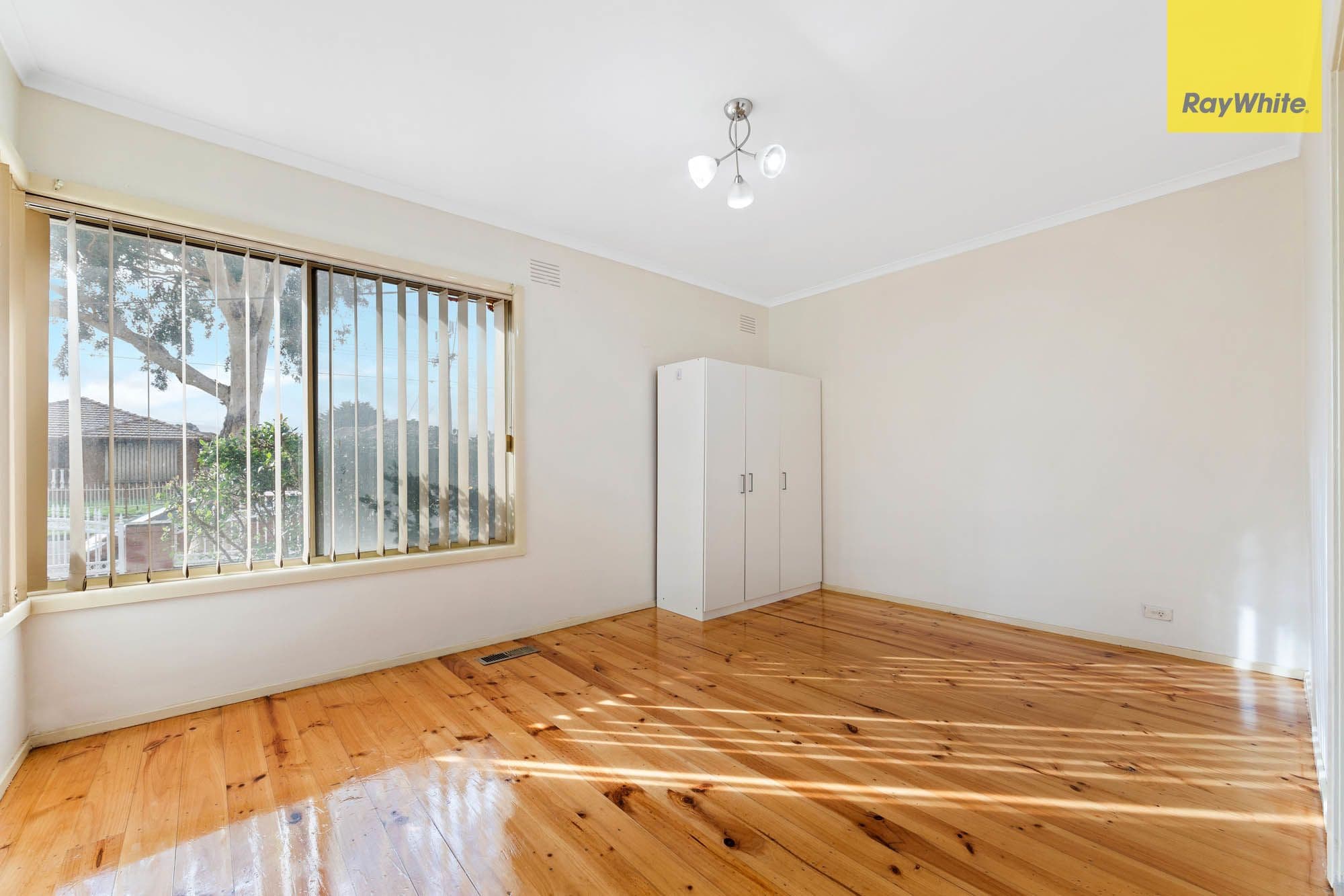 99 Gillespie Road, Kings Park VIC 3021, Kings Park - Thumbnail 6