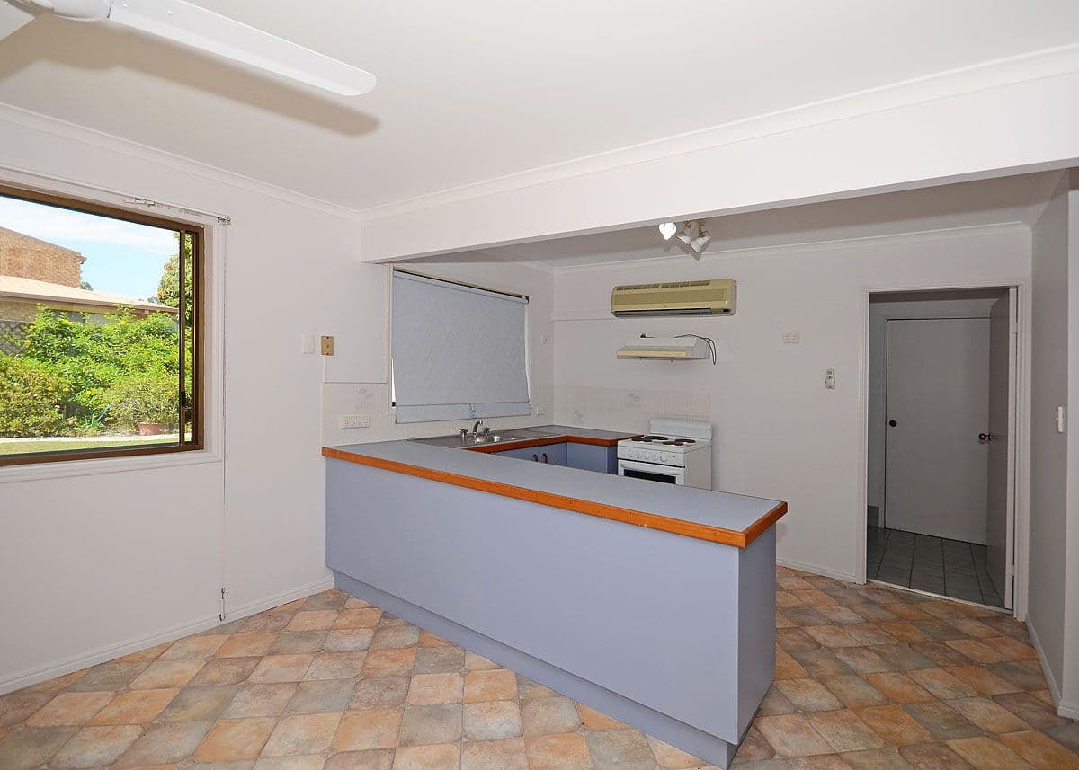 233 Torquay Terrace, Torquay QLD 4655, Torquay - Thumbnail 8