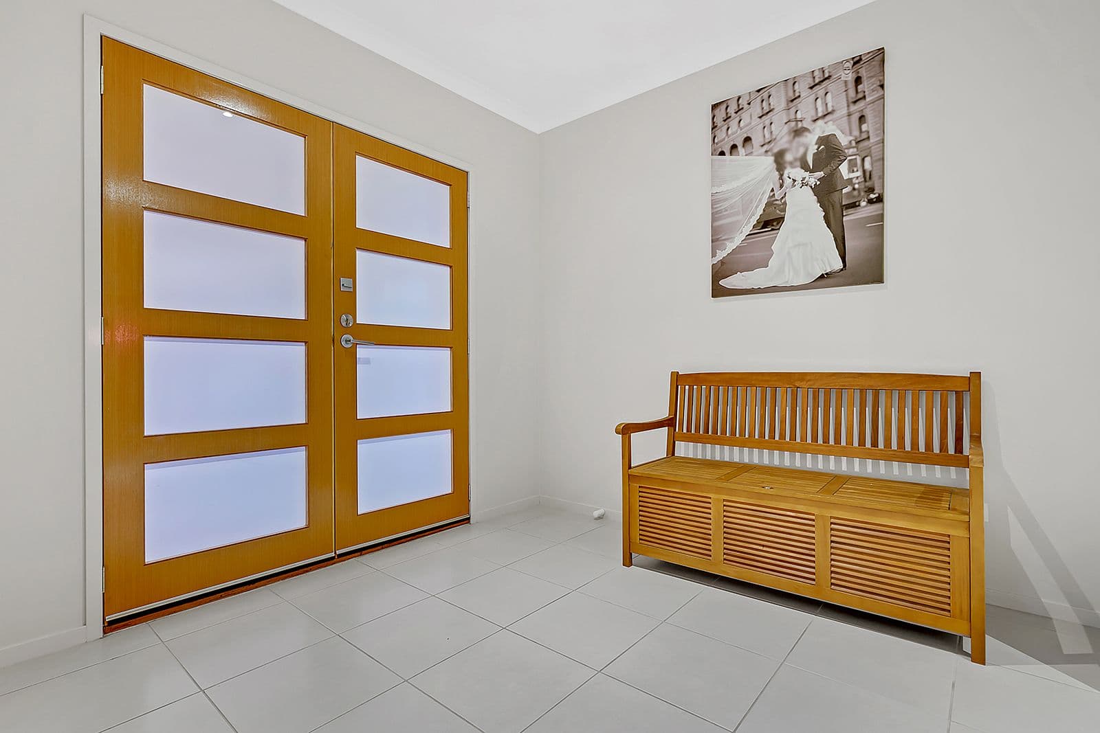 8 Fenland Street, Craigieburn VIC 3064, Craigieburn - Thumbnail 3