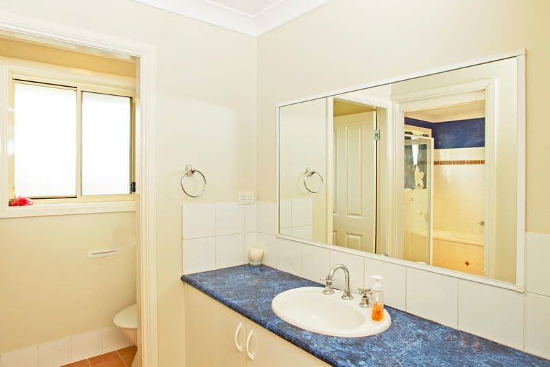 35 Robinia Way, WORRIGEE NSW 2540, Worrigee - Thumbnail 8