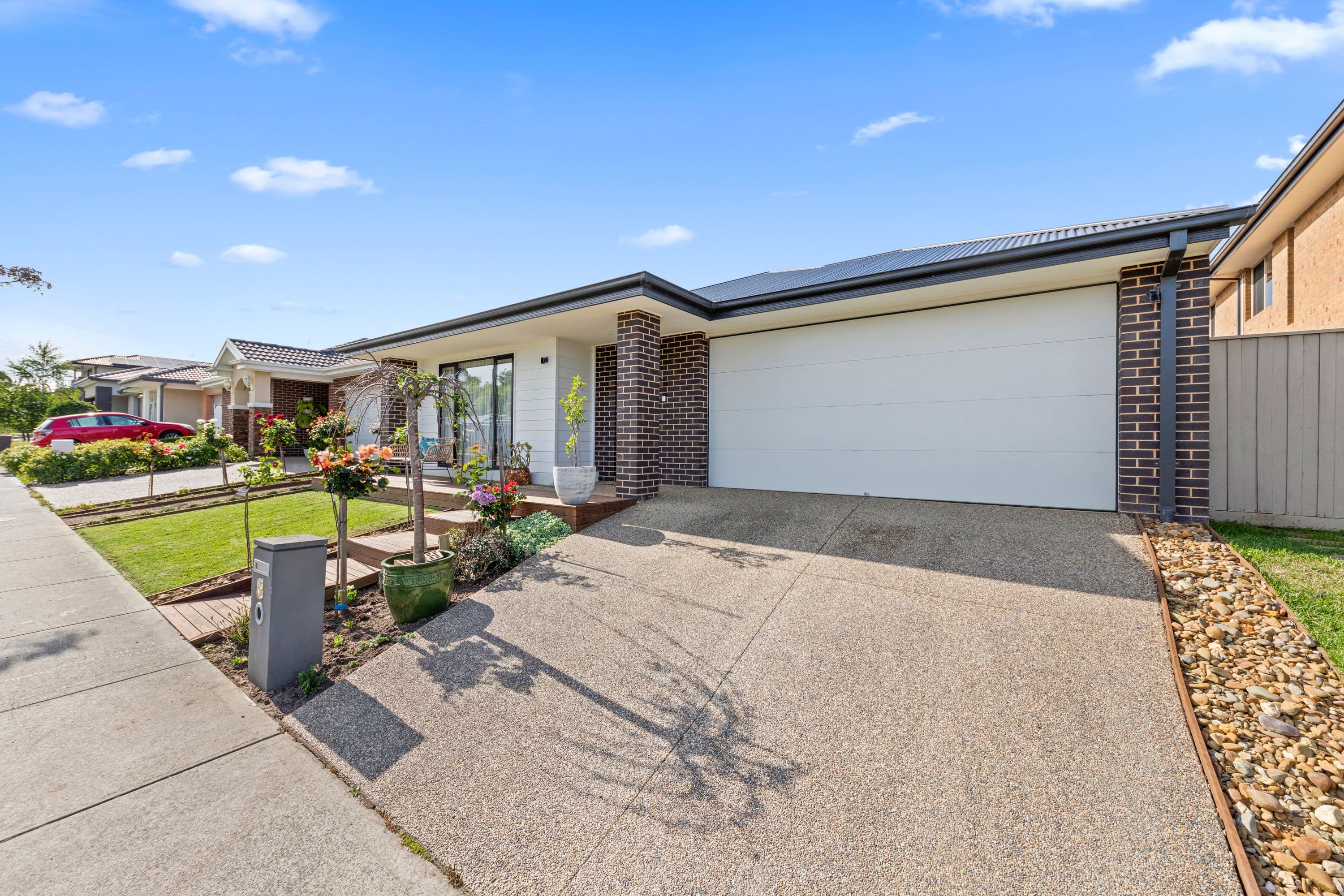 8 Burgess Avenue, Officer VIC 3809, Officer - Thumbnail 2