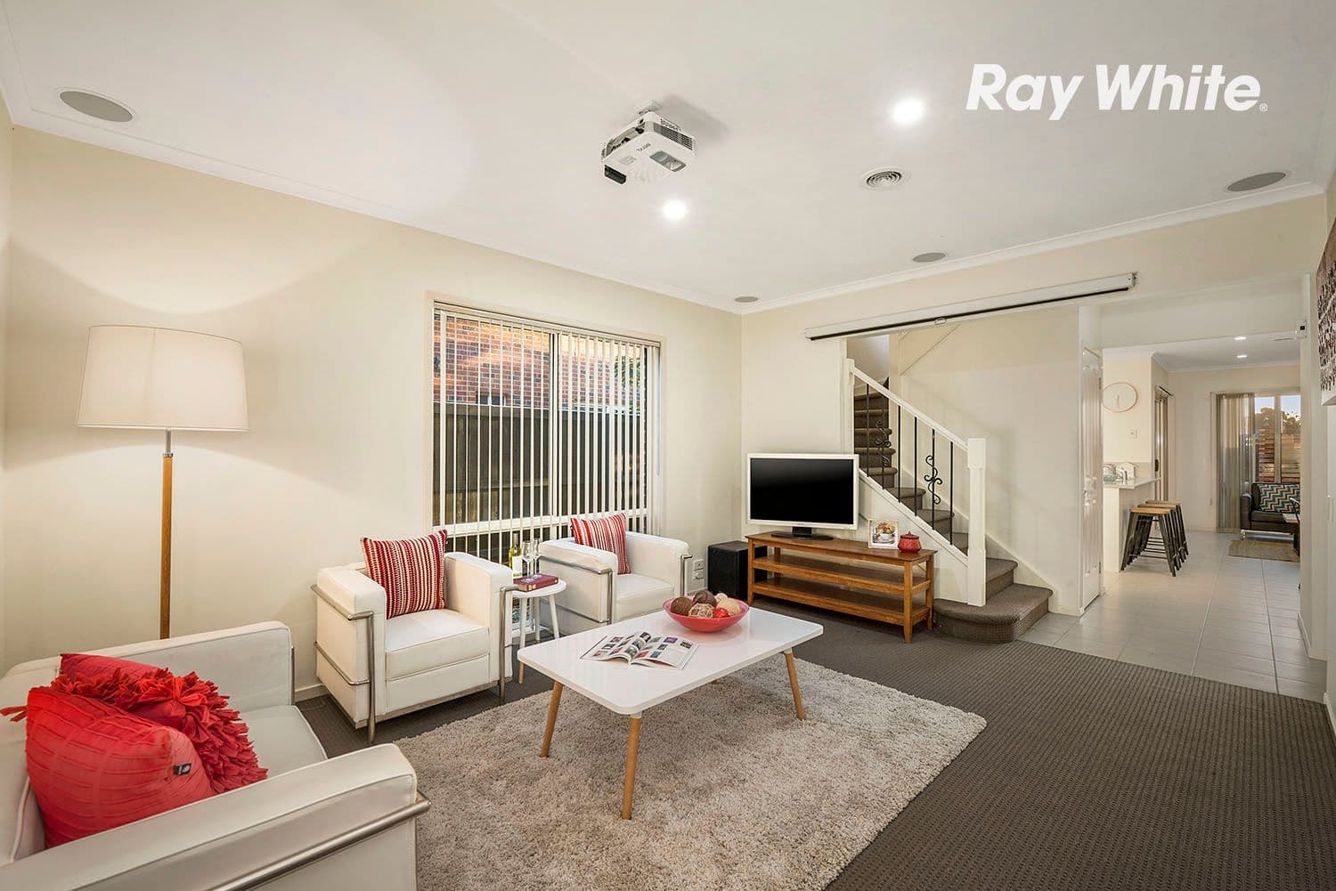 6 Kingsland Close, Dingley Village VIC 3172, Dingley Village - Thumbnail 2