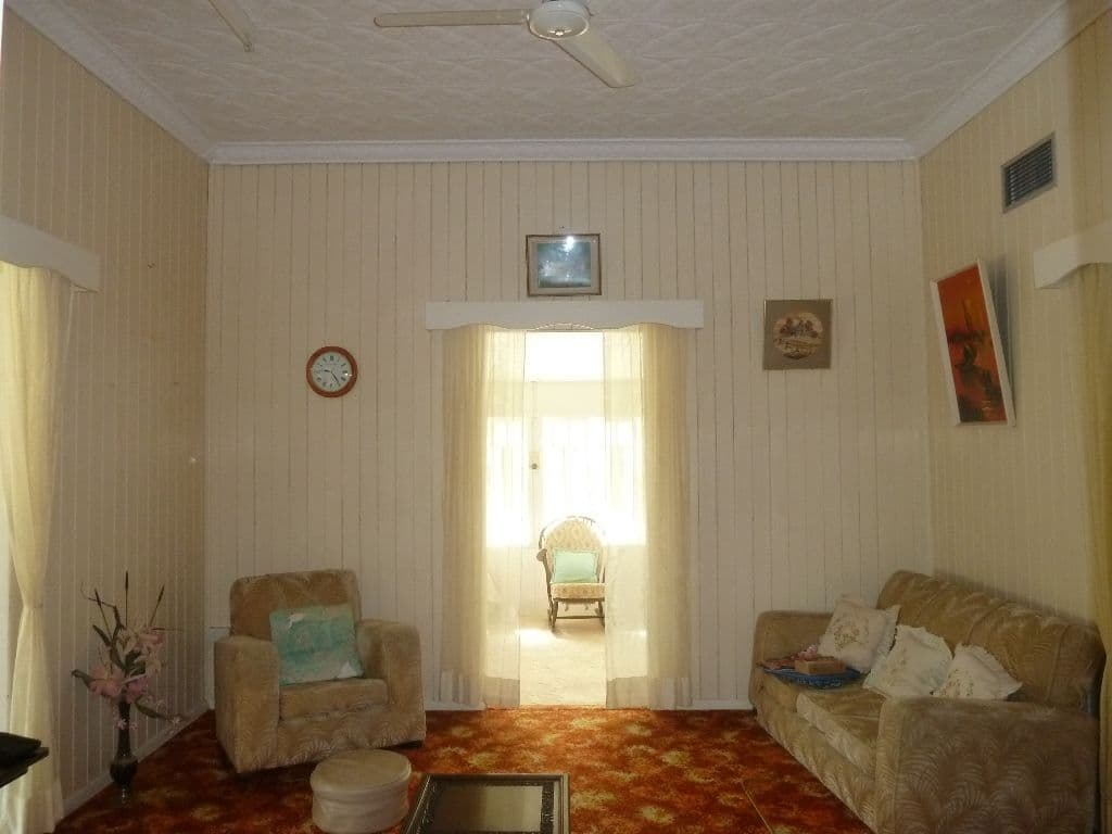 9 Brolga Street, LONGREACH QLD 4730, Longreach - Thumbnail 4