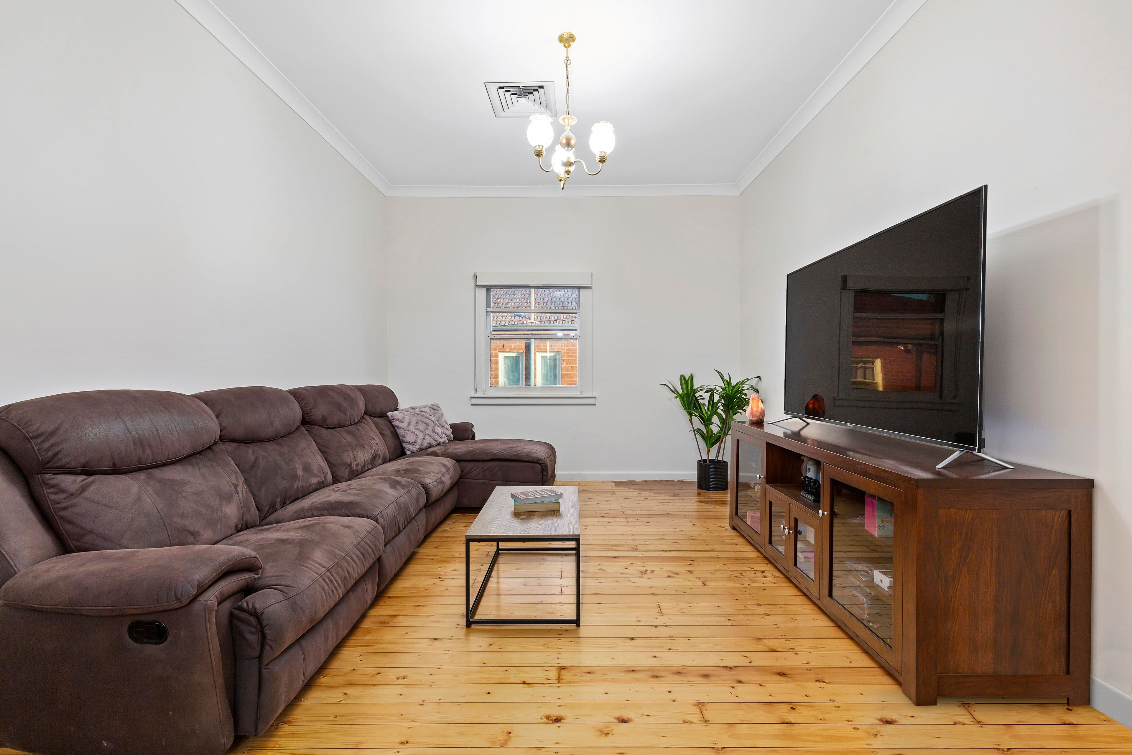 81 Bassett Street, Hurstville NSW 2220, Hurstville - Thumbnail 3