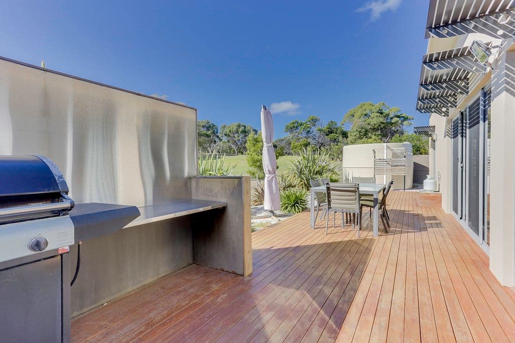 Unit 2 170 Hazard View Drive, COLES BAY TAS 7215, Coles Bay - Thumbnail 6