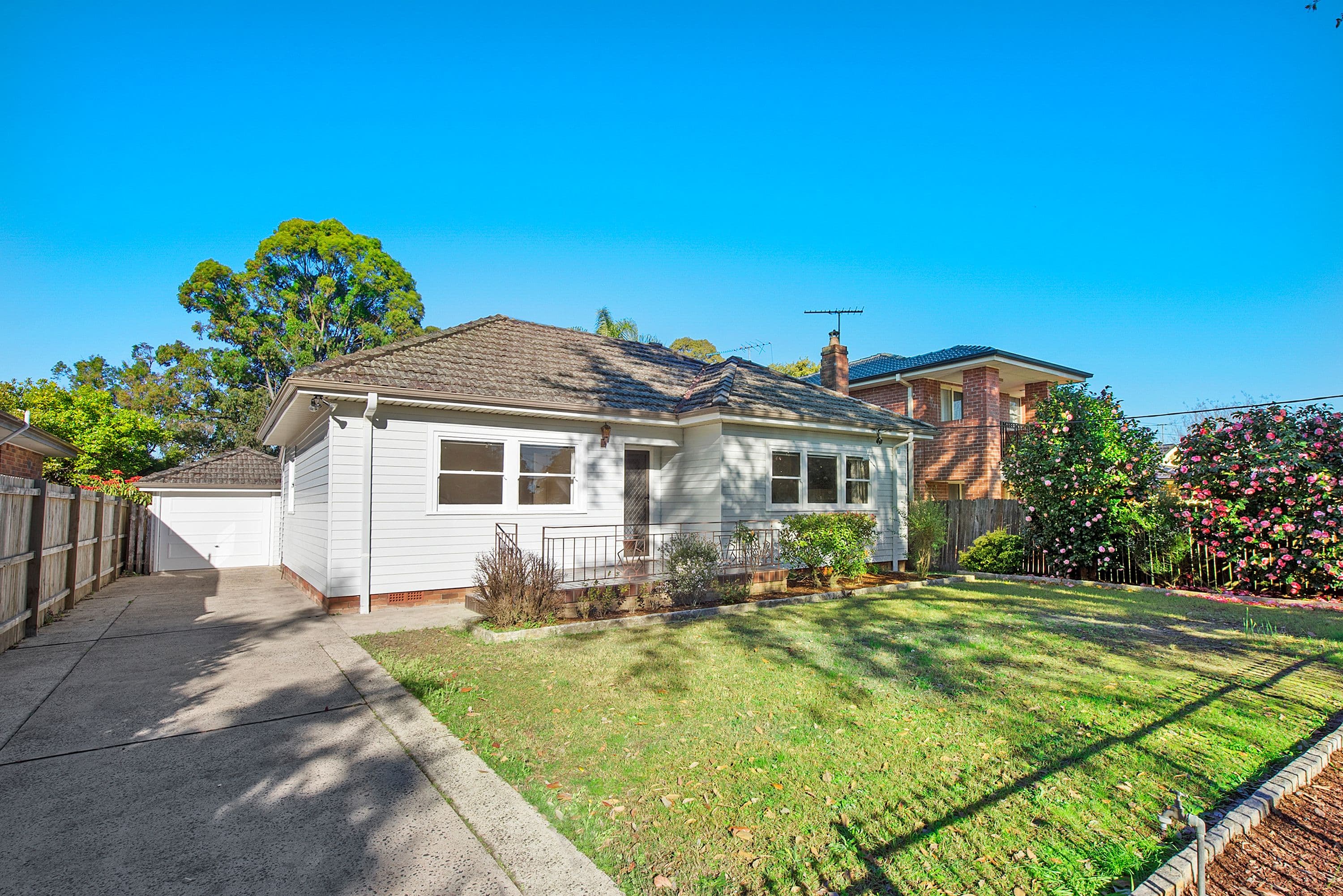 9 Hall Road, Hornsby - Image 1