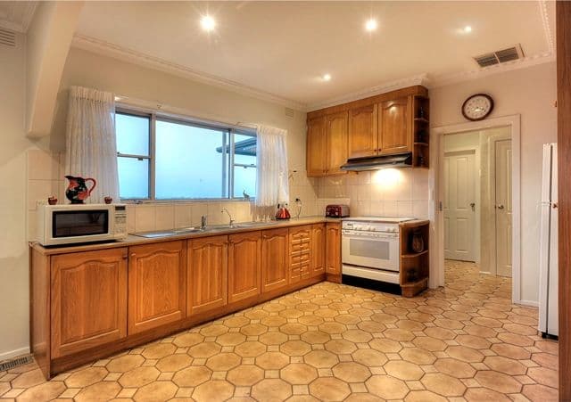 6 Don Street, RESERVOIR VIC 3073, Reservoir - Thumbnail 5