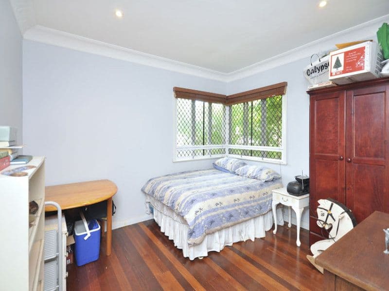 228 Webster Road, STAFFORD QLD 4053, Stafford - Thumbnail 4