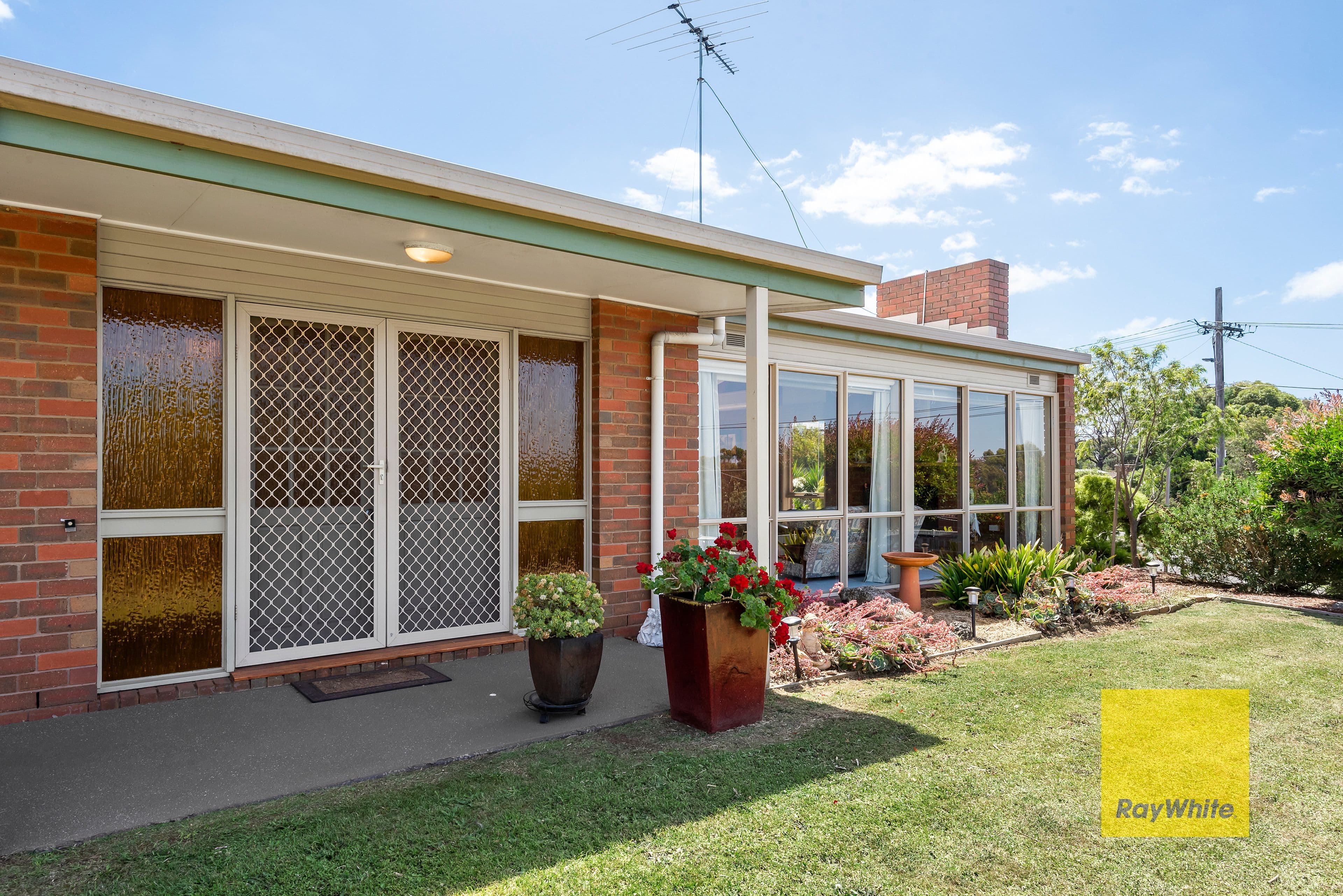 19 Waurnvale Drive, Belmont VIC 3216, Belmont - Thumbnail 2