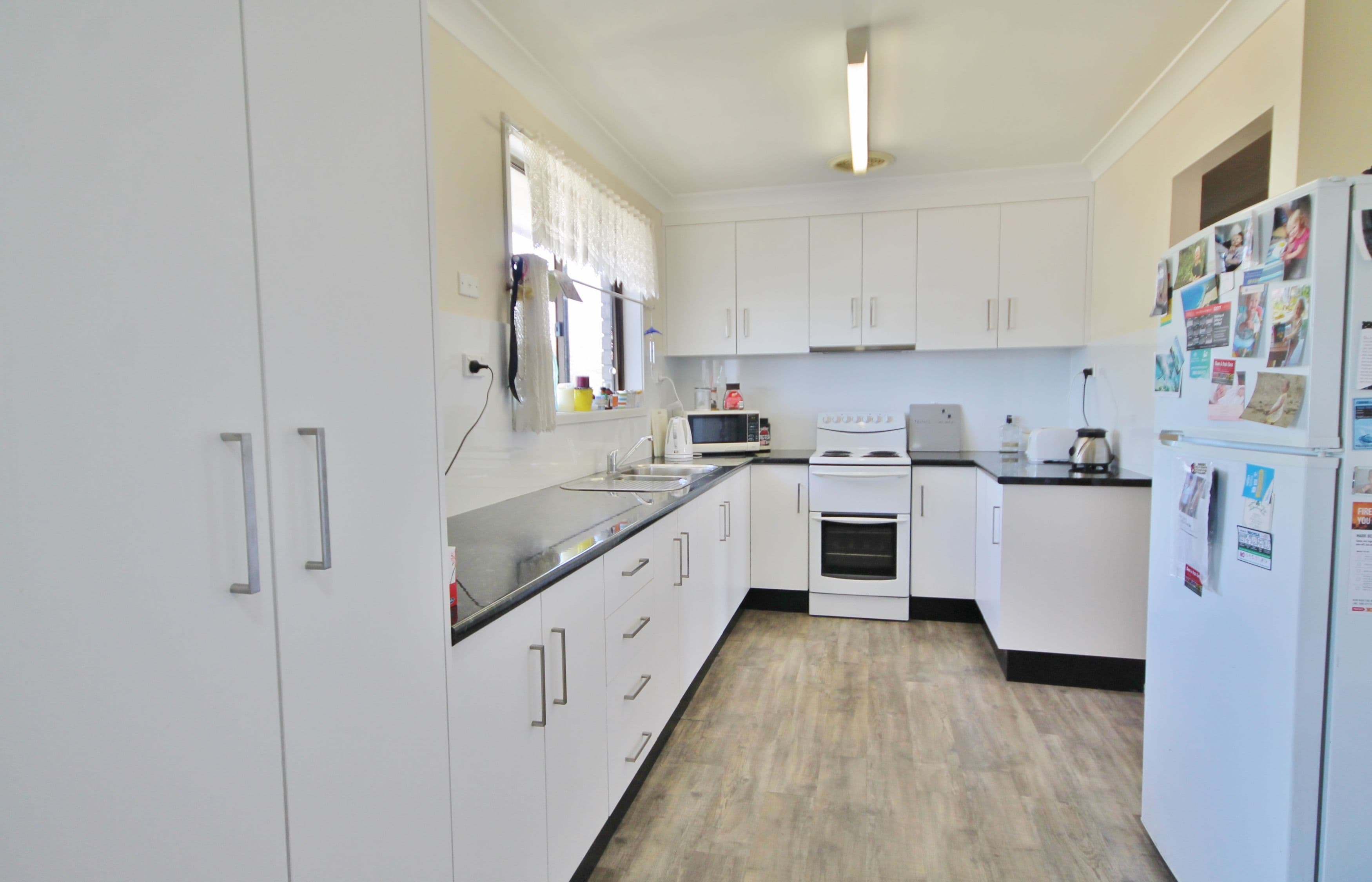 20 Dwyer Drive, Young - Thumbnail 2
