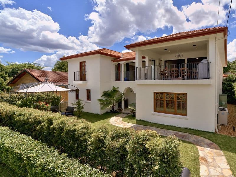 15 Kinkead Avenue, SHERWOOD QLD 4075, Sherwood - Image 1